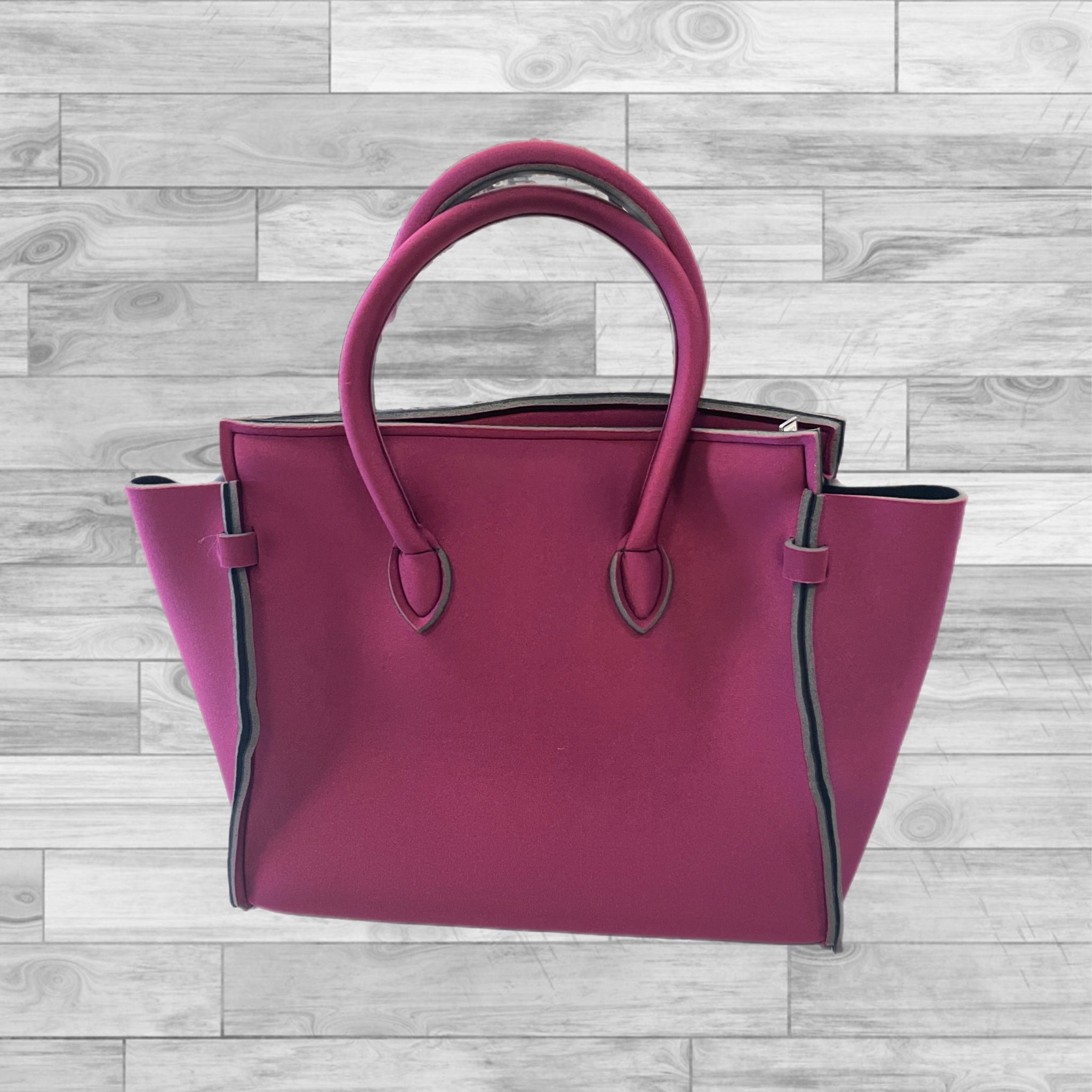 Handbag By Cmc. Size: Large