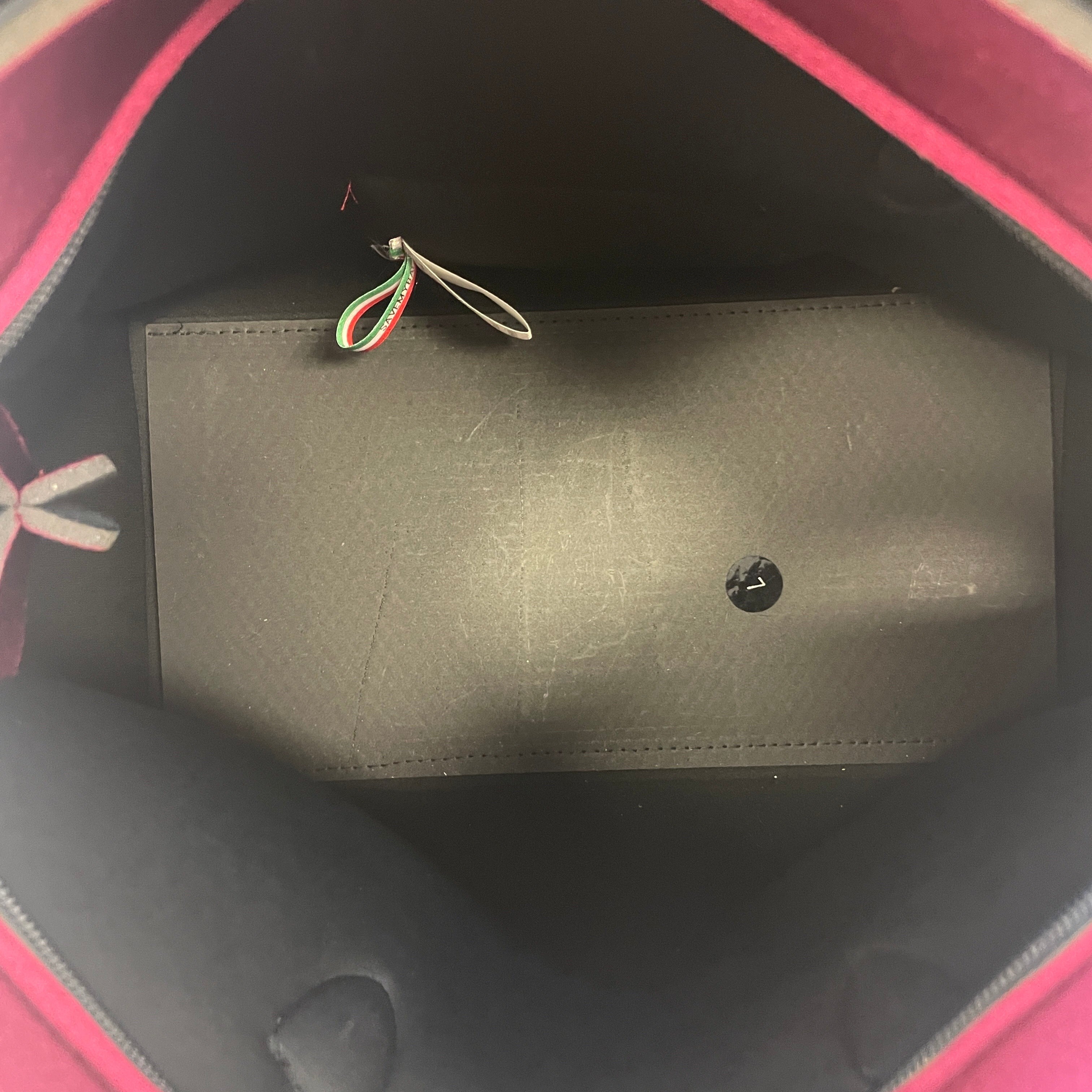 Handbag By Cmc. Size: Large