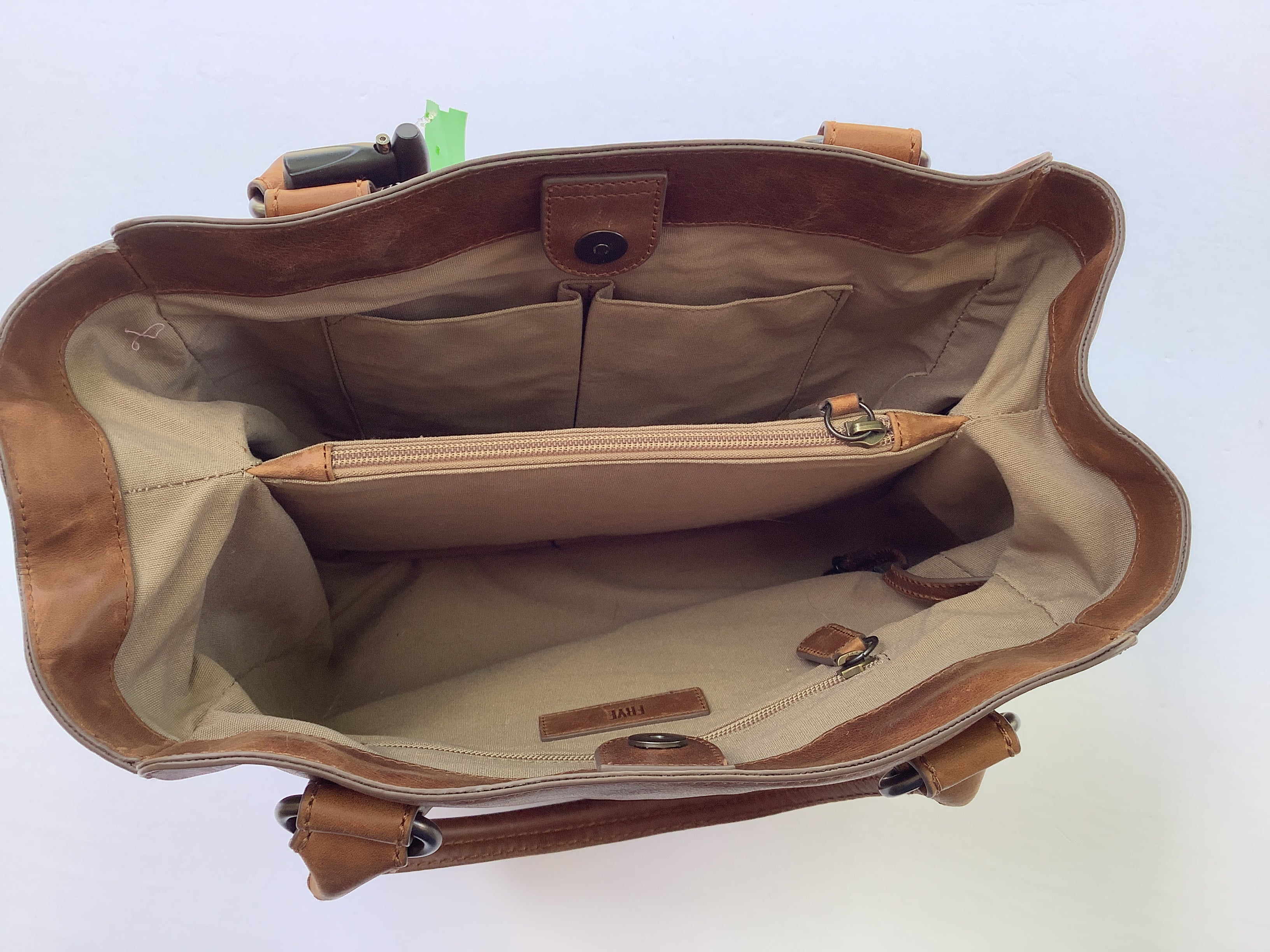 Handbag Designer By Frye. Size: Large