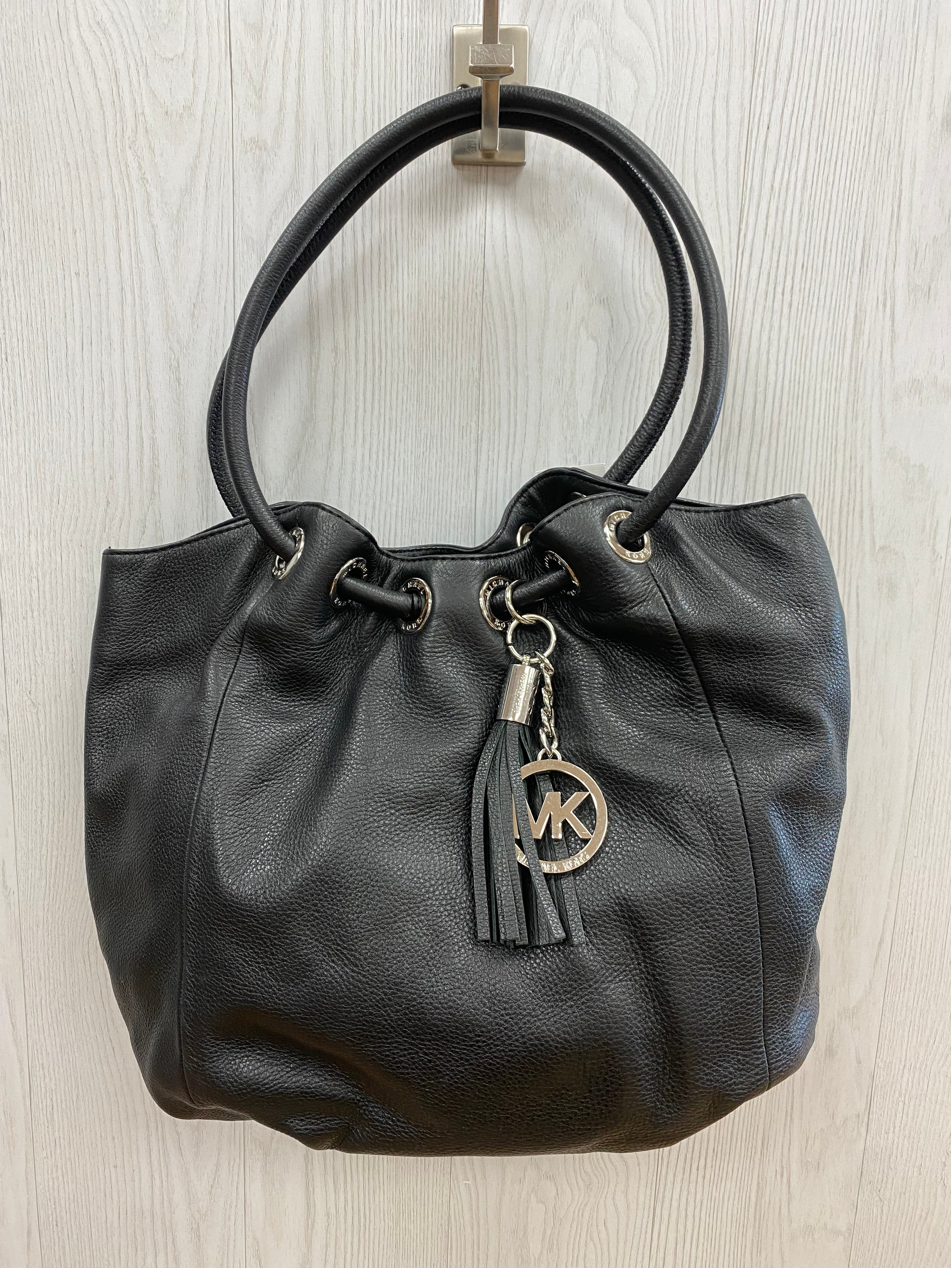 Handbag Designer Michael Kors. Size Medium
