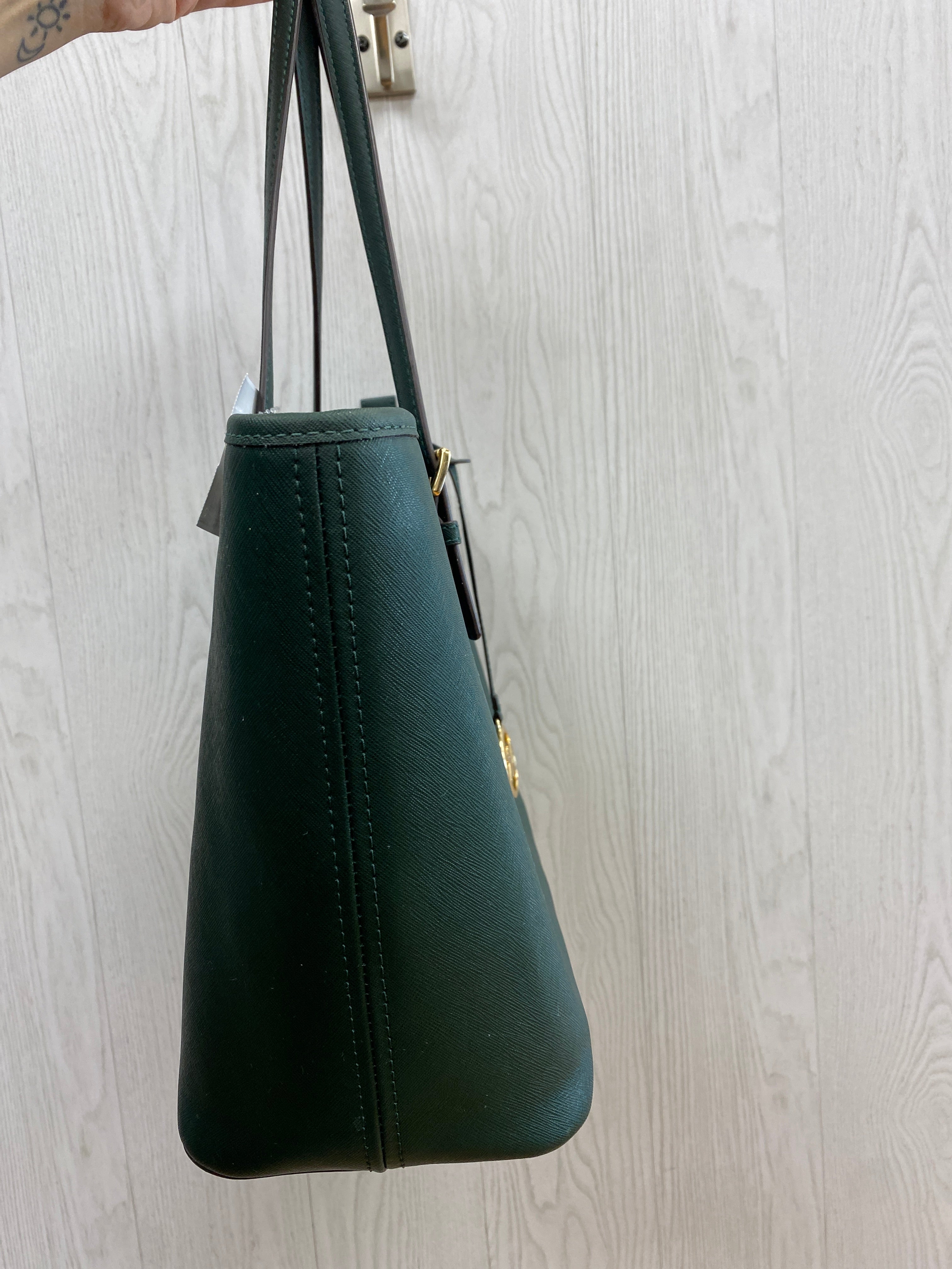 Handbag Designer By Michael Kors. Size: Medium