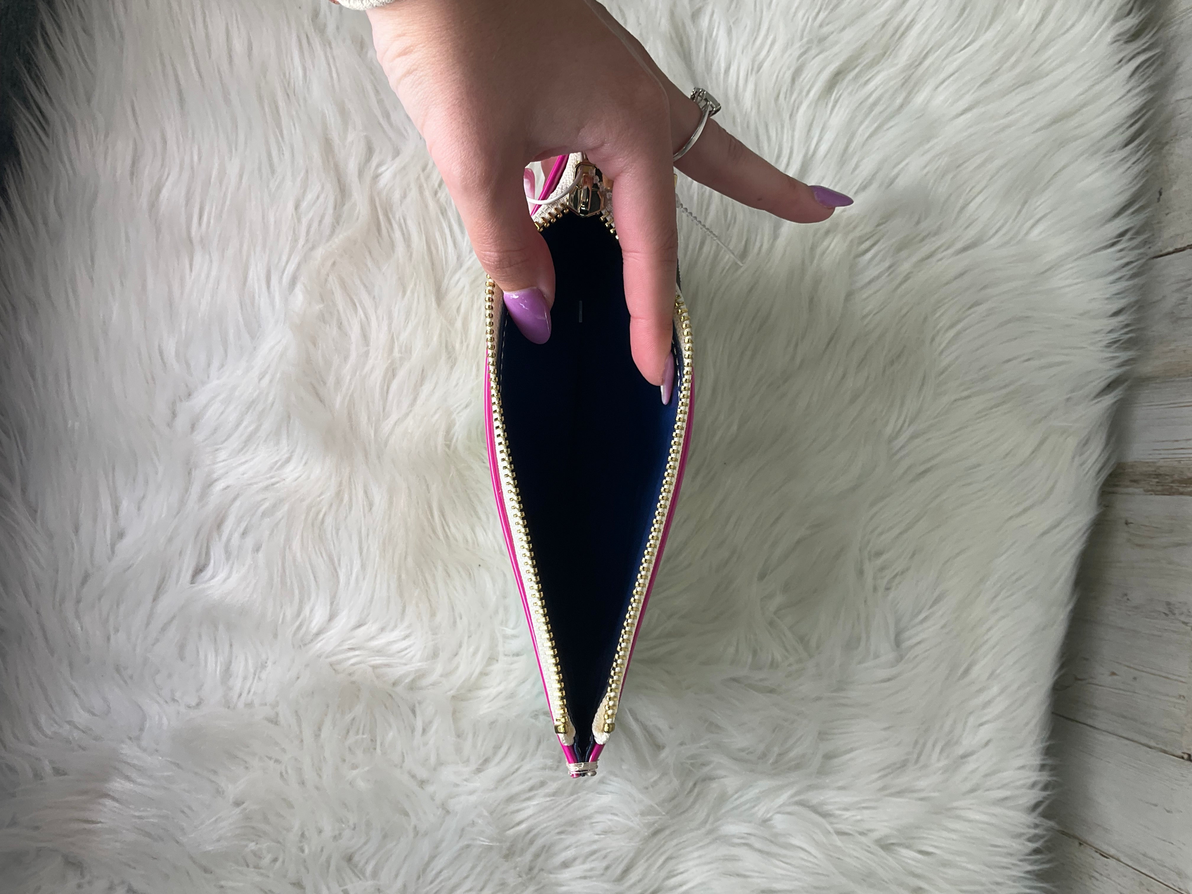 Clutch Designer Kate Spade. Size Medium