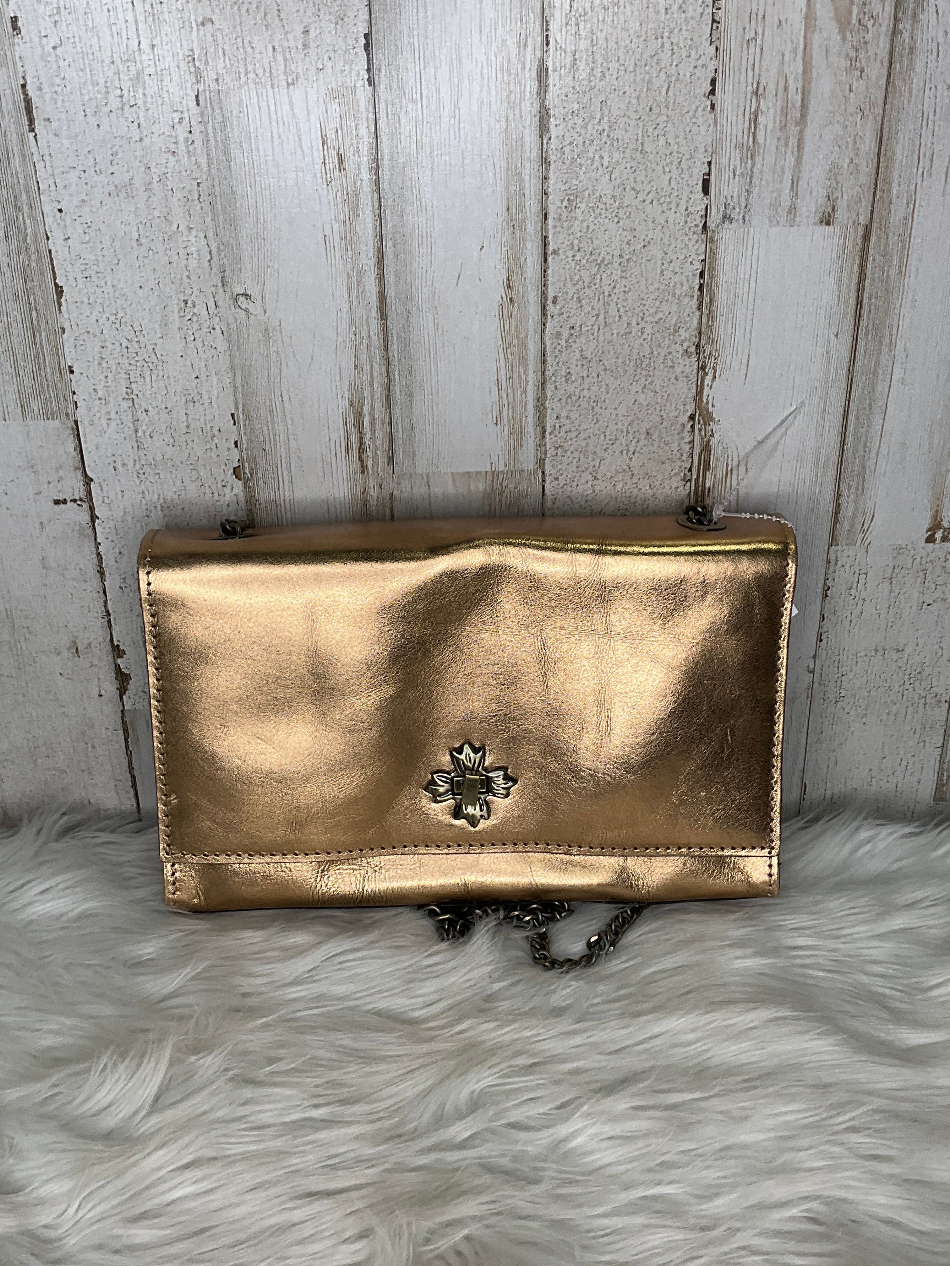 Crossbody Designer Patricia Nash. Size Medium