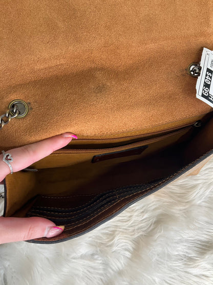 Crossbody Designer Patricia Nash. Size Medium