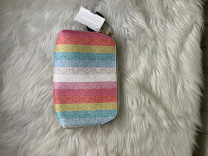 Wristlet Nanette Lepore. Size Medium
