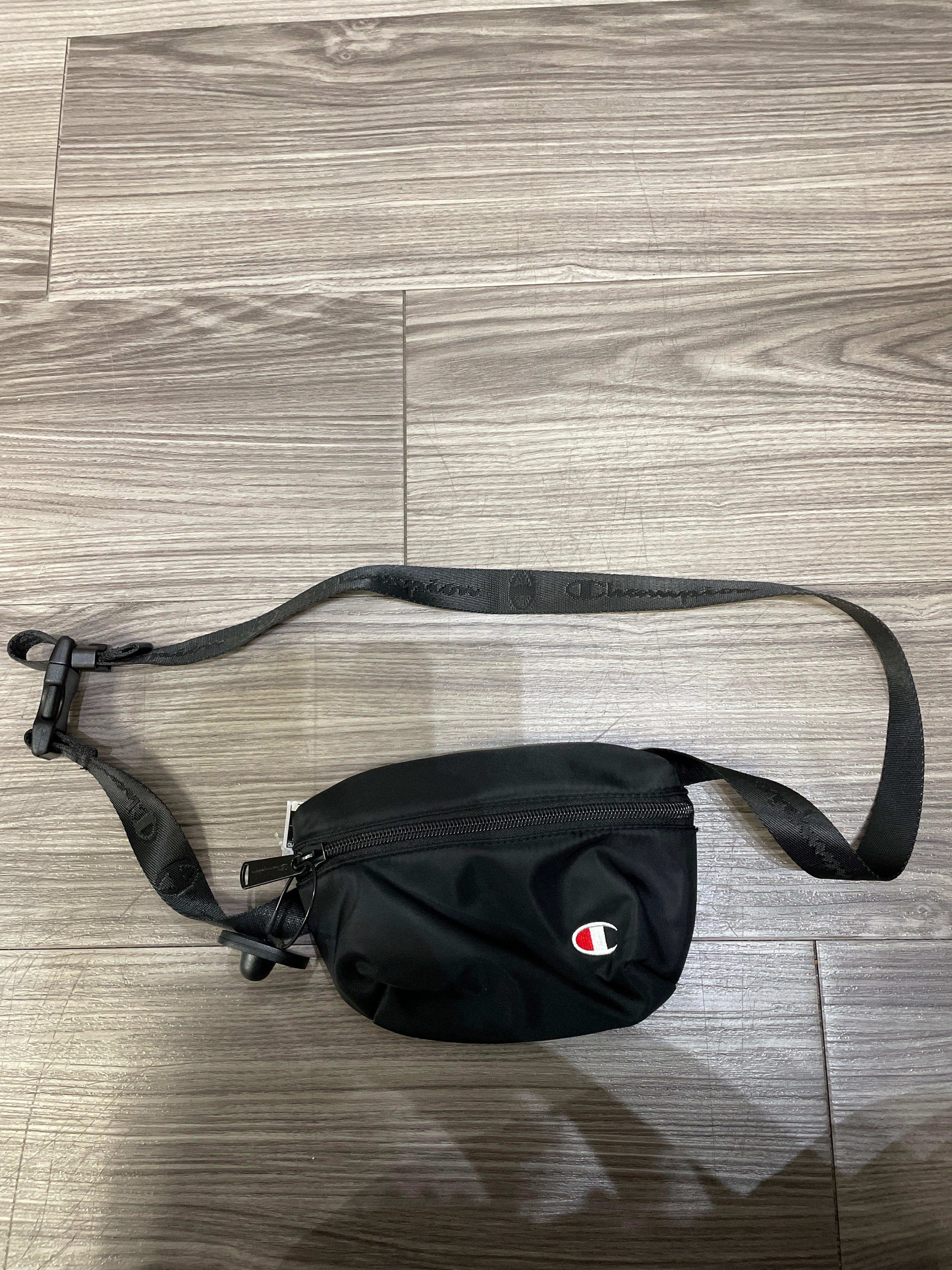 Belt Bag Champion. Size Medium
