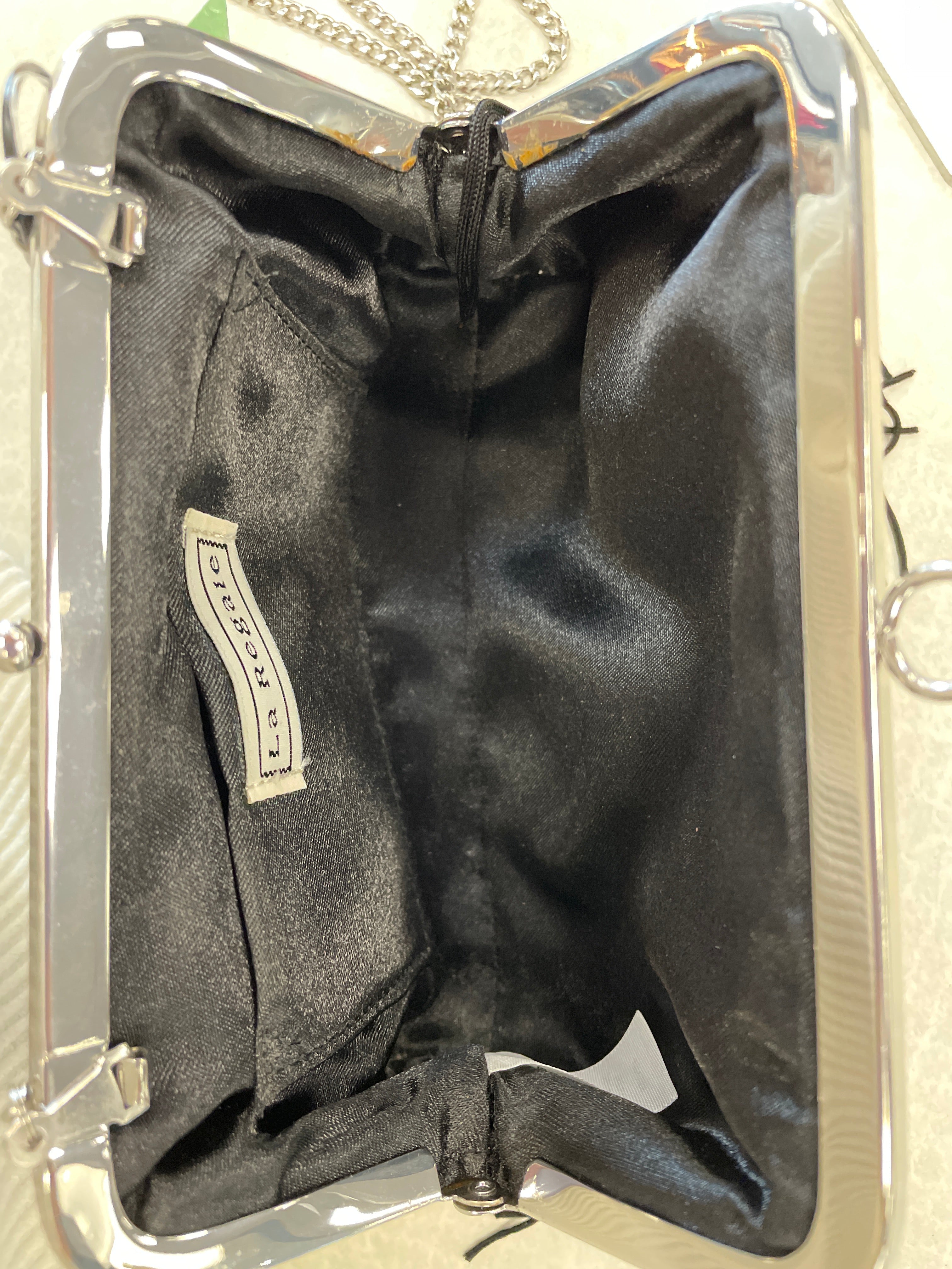 Crossbody Clothes Mentor. Size Small