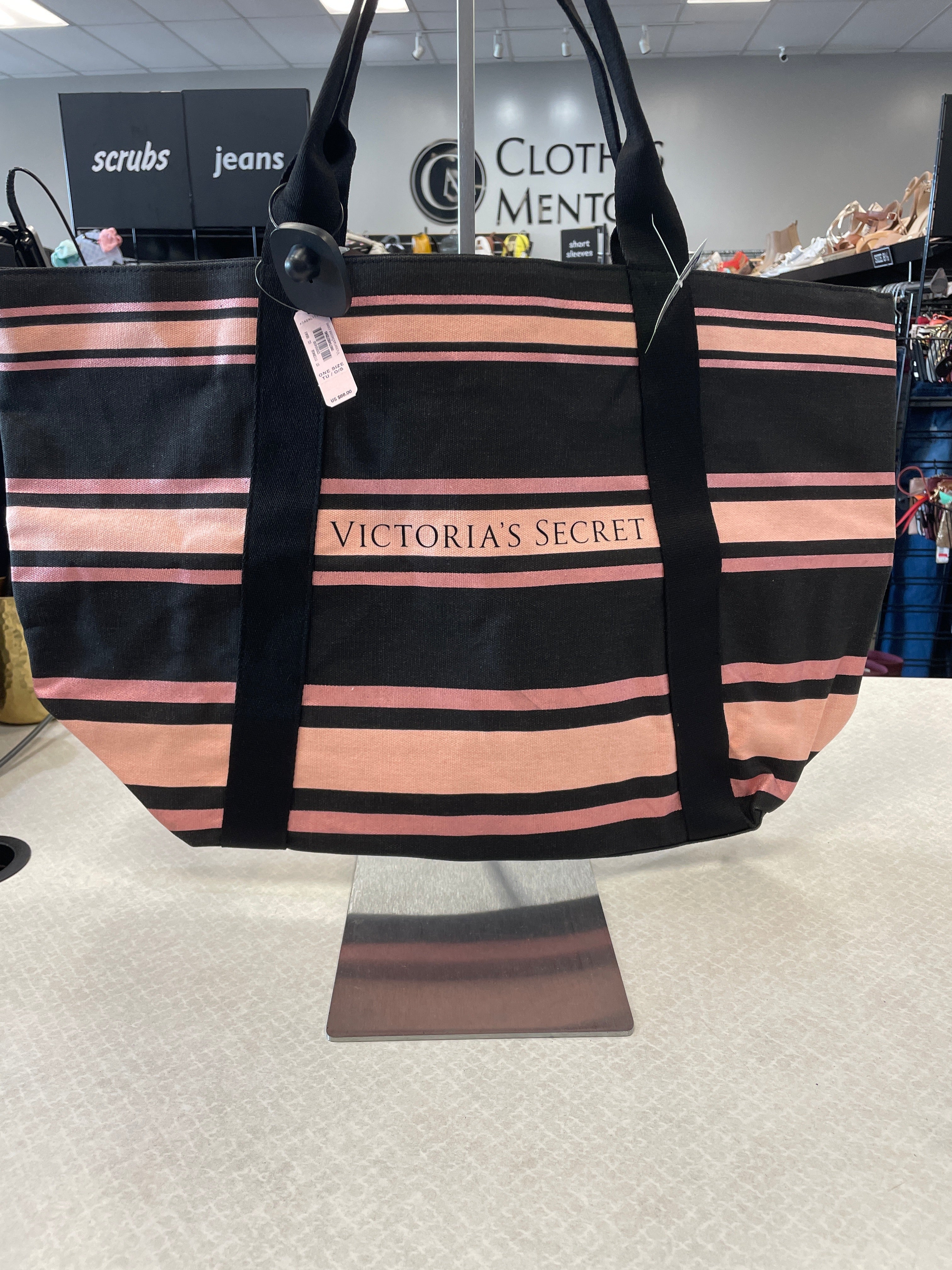 Tote Victorias Secret. Size Large