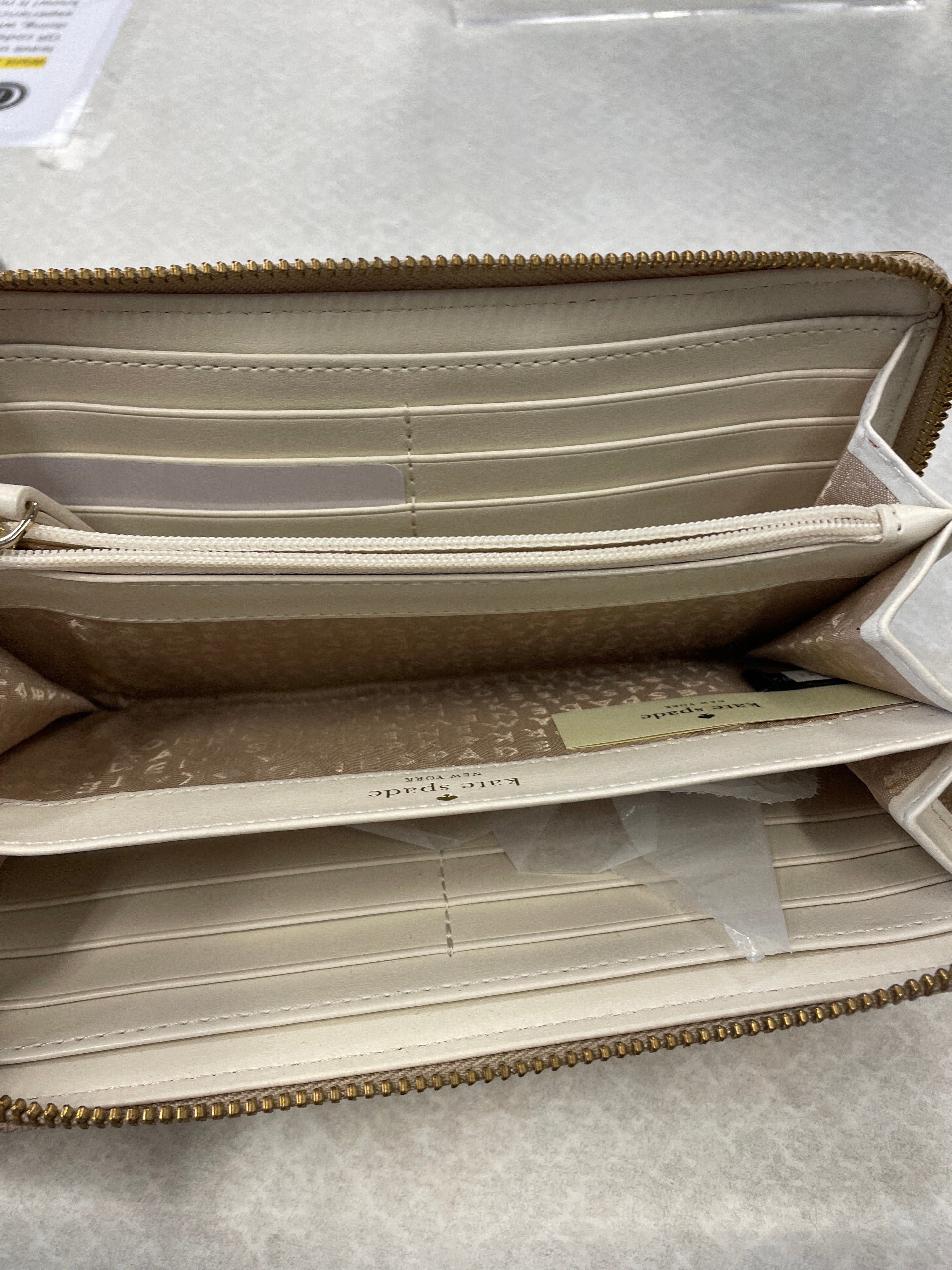 Wallet Designer By Kate Spade. Size: Large