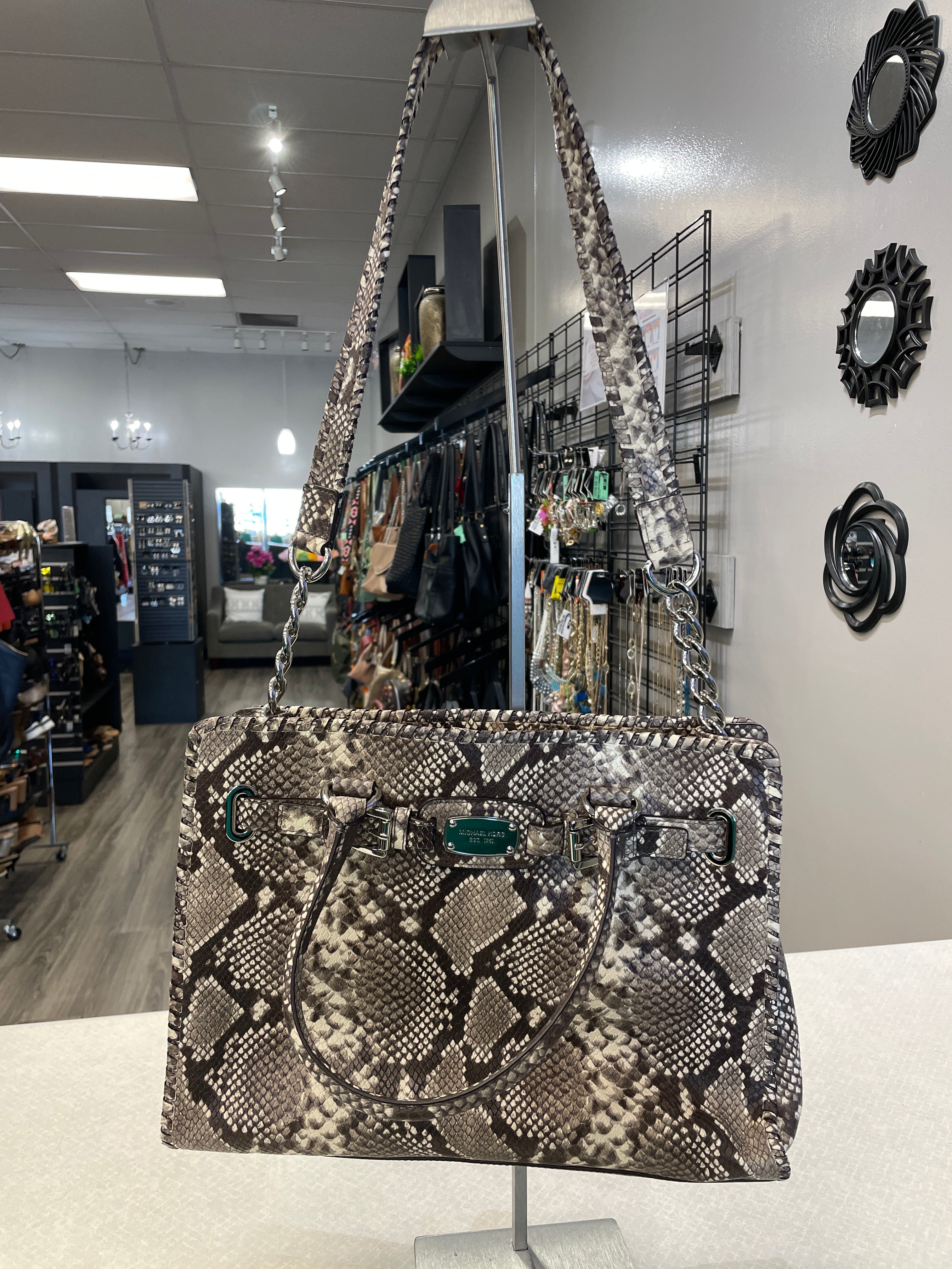 Handbag Designer Michael Kors. Size Large