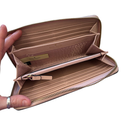 Wallet Designer By Kate Spade. Size: Large