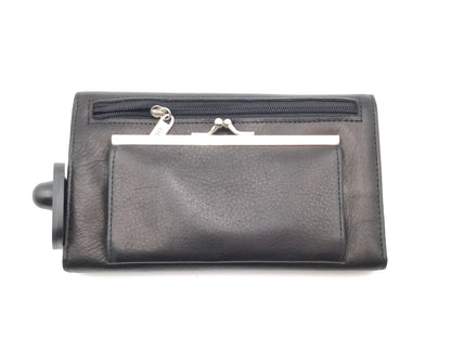 Wallet By Buxton. Size: Small