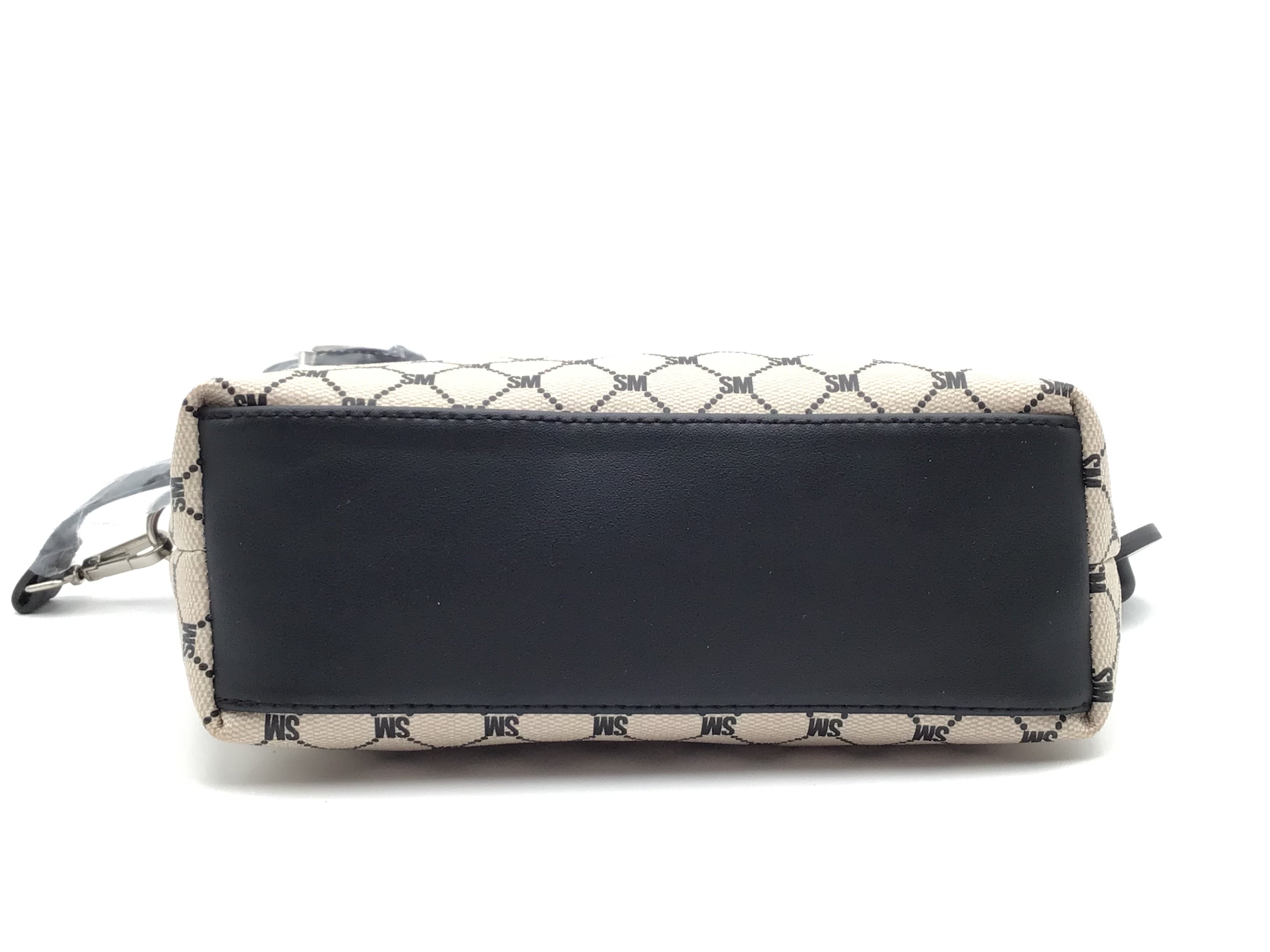 Crossbody By Steve Madden. Size: Medium