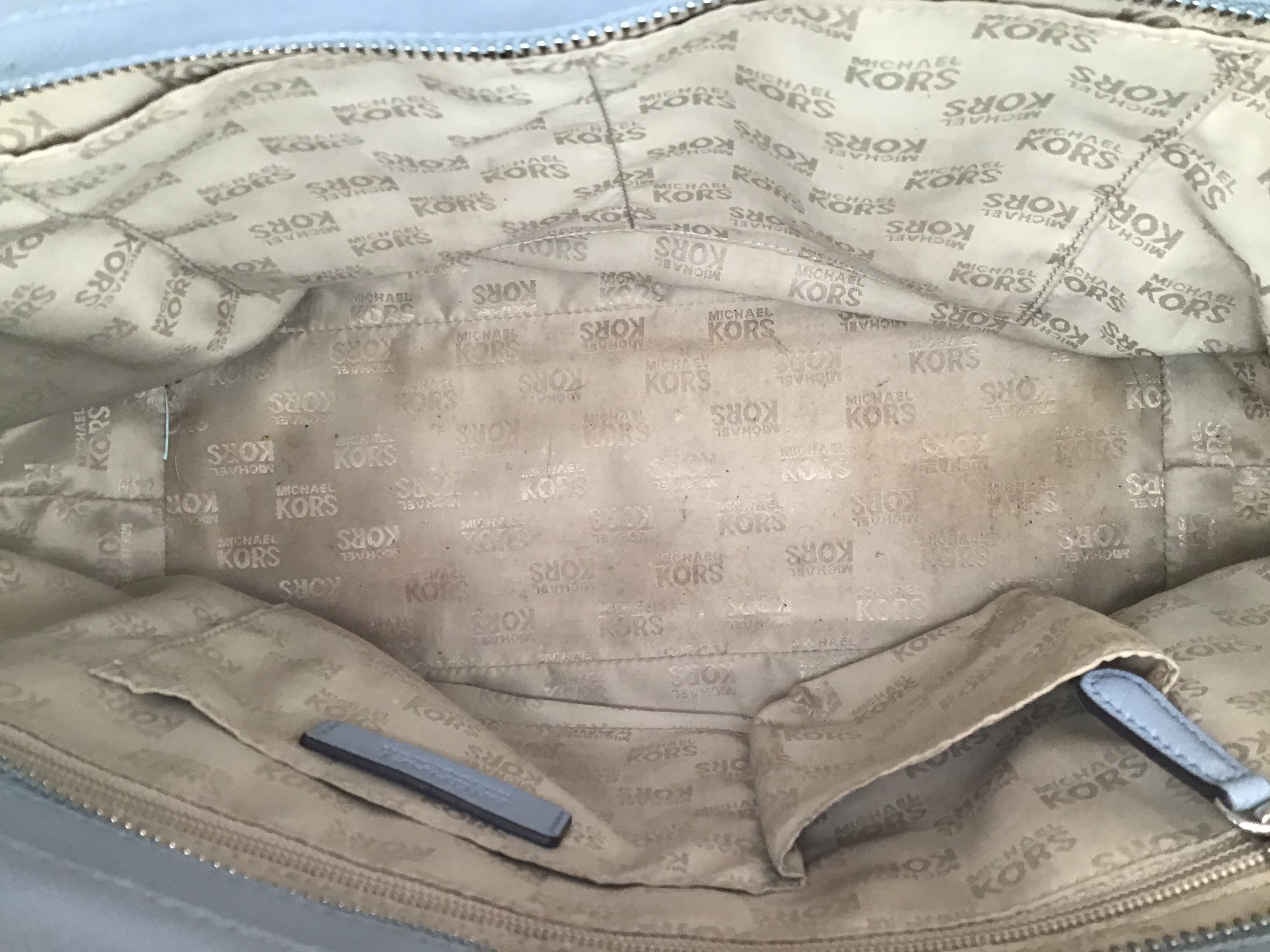 Handbag Designer By Michael Kors. Size: Large