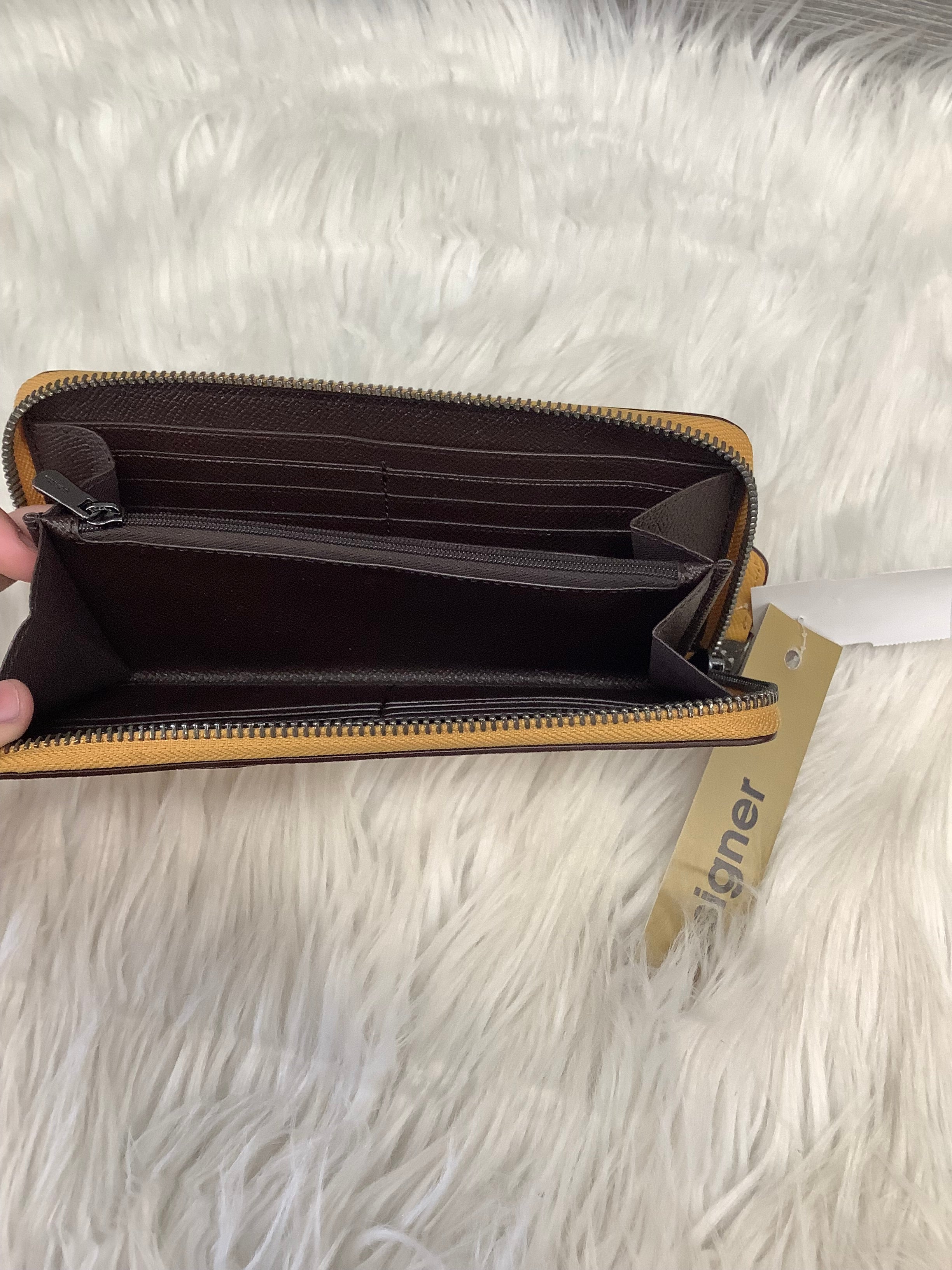Wallet Designer Coach. Size Large