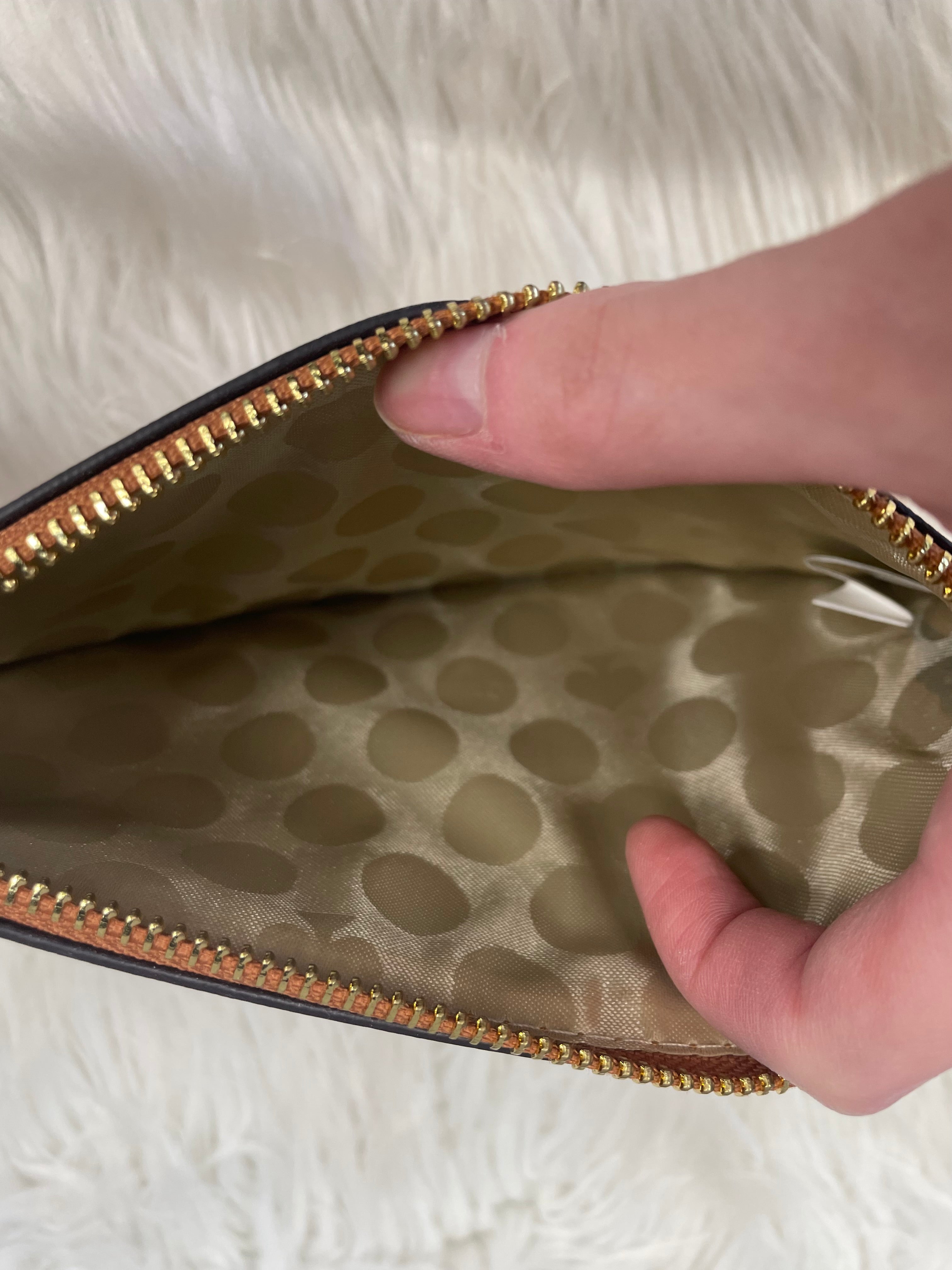 Wallet Kate Spade. Size Large