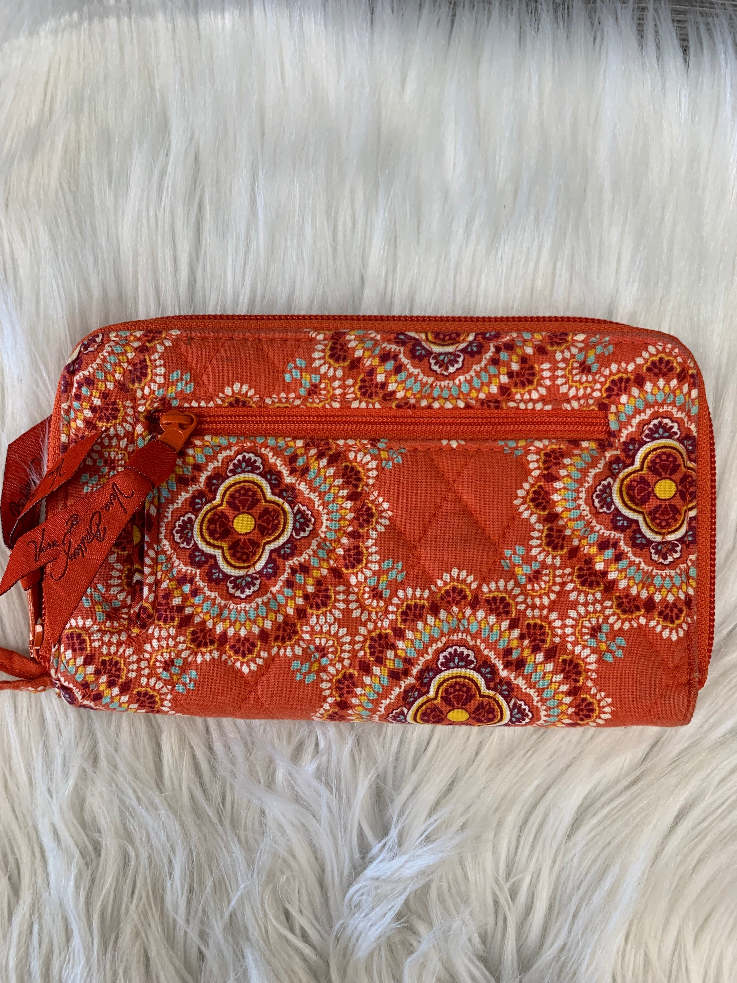Wallet By Vera Bradley. Size: Large