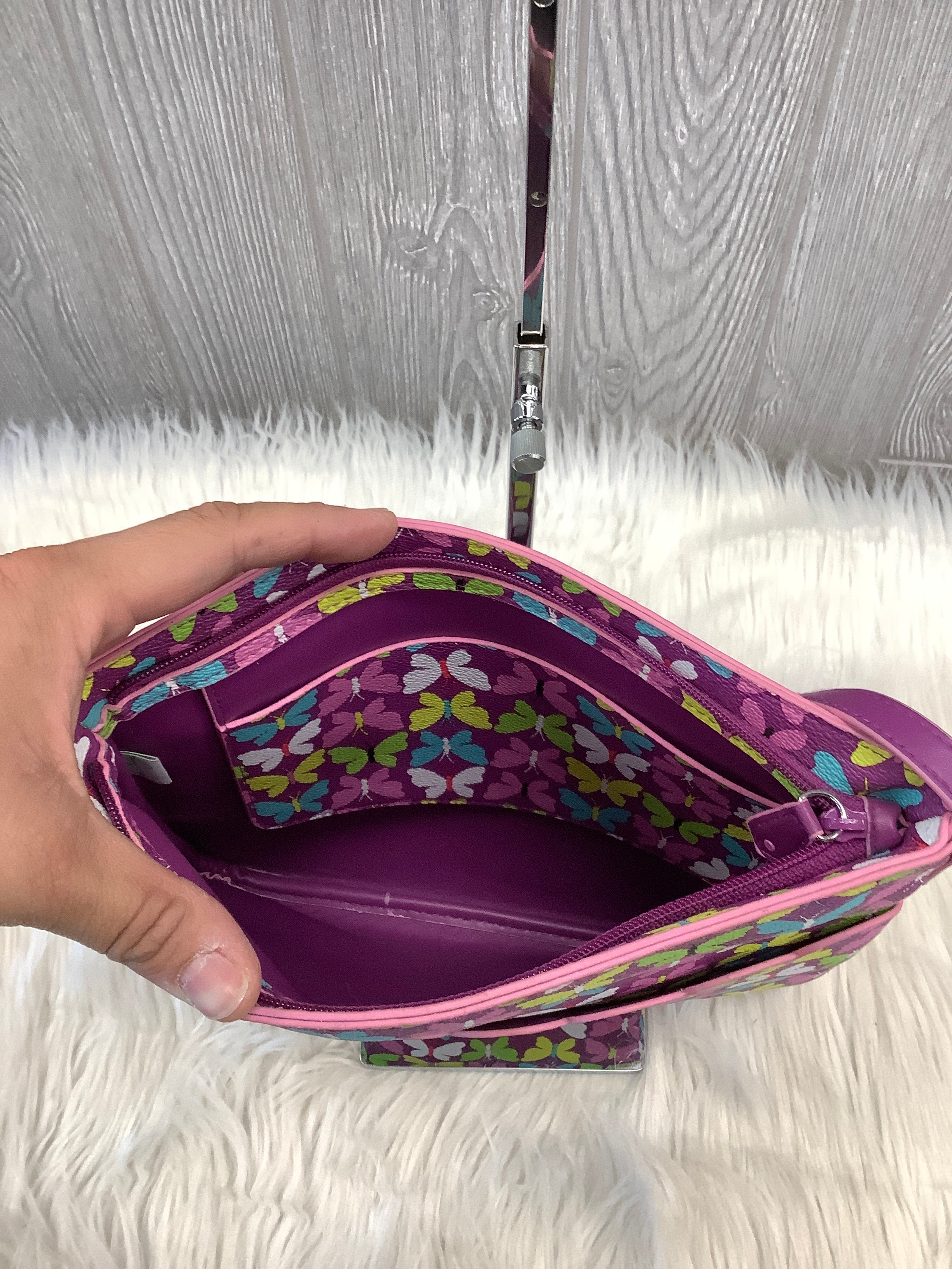 Handbag By Vera Bradley. Size: Large