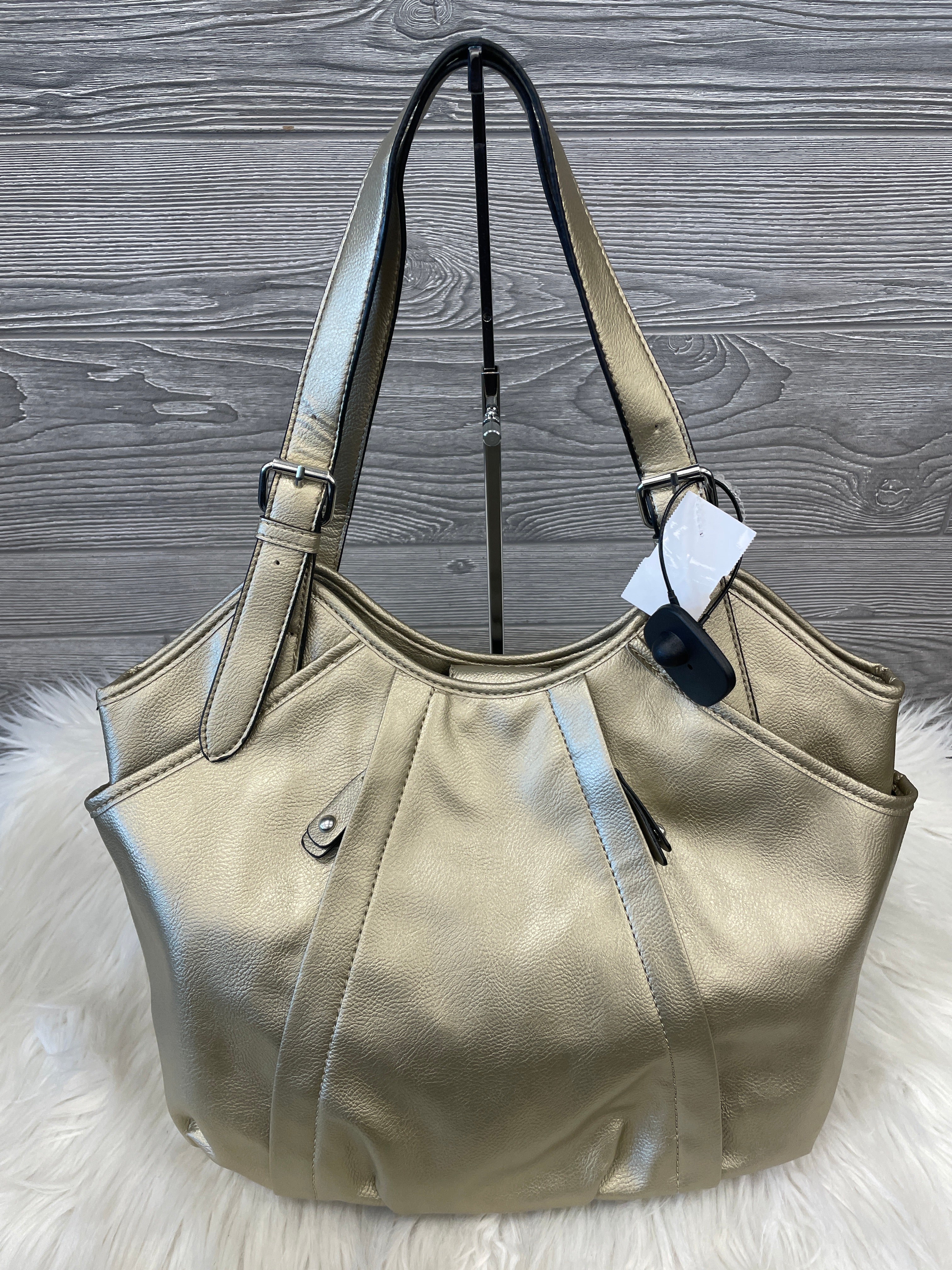 Handbag By Nine And Company. Size: Medium