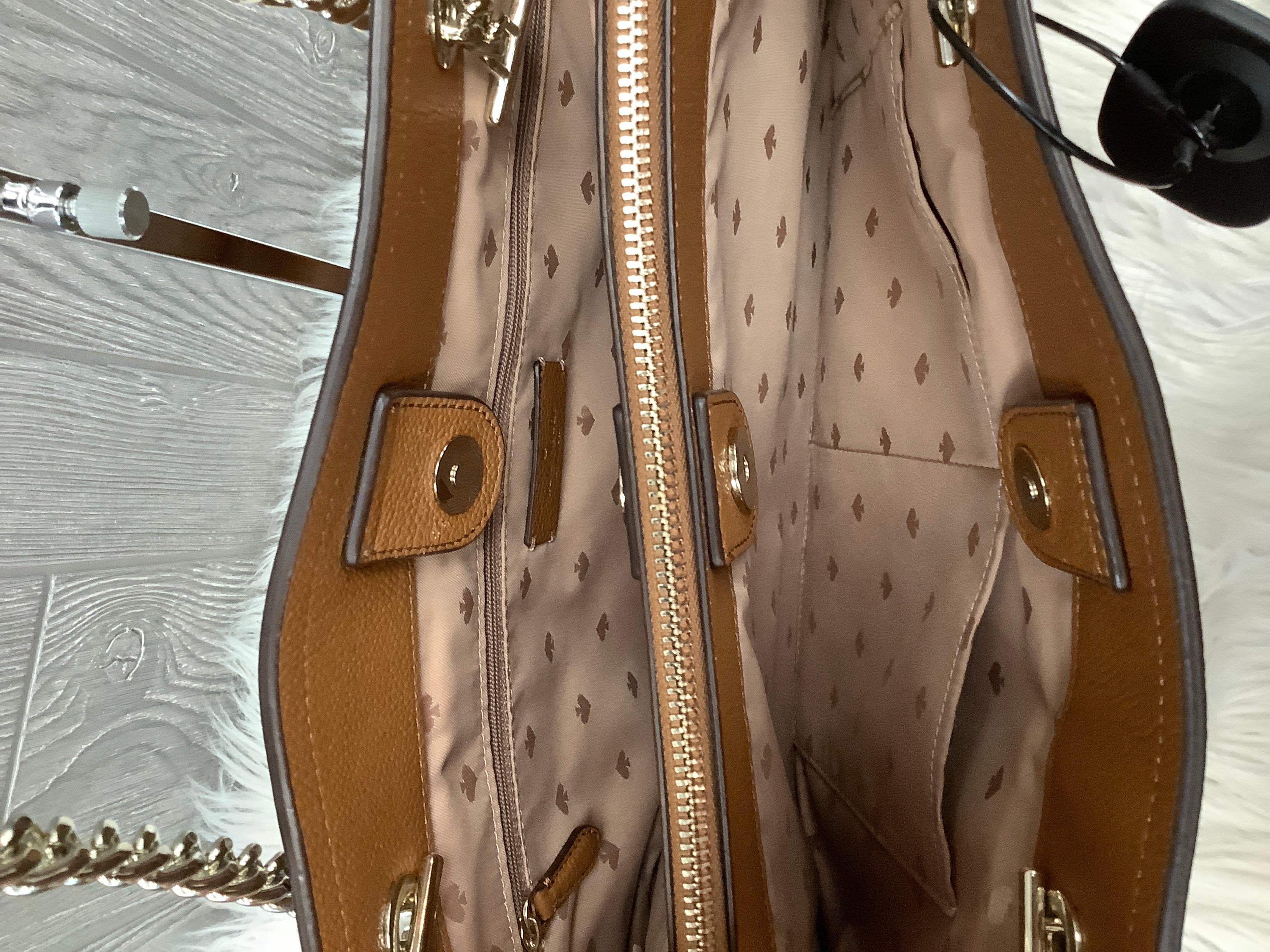 Handbag Designer By Kate Spade. Size: Large