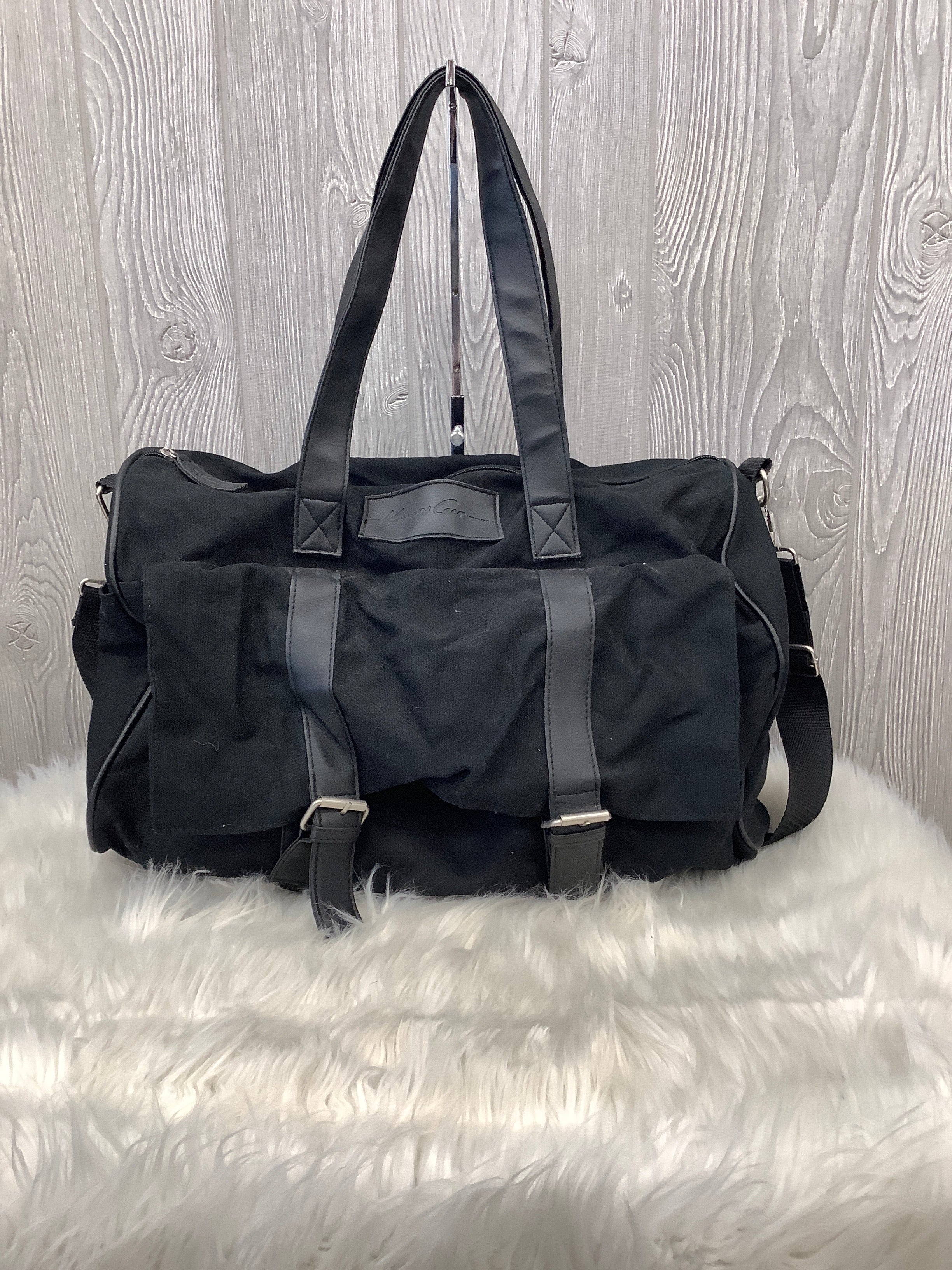 Duffle And Weekender By Kenneth Cole. Size: Small
