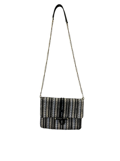 Crossbody By Clothes Mentor. Size: Small