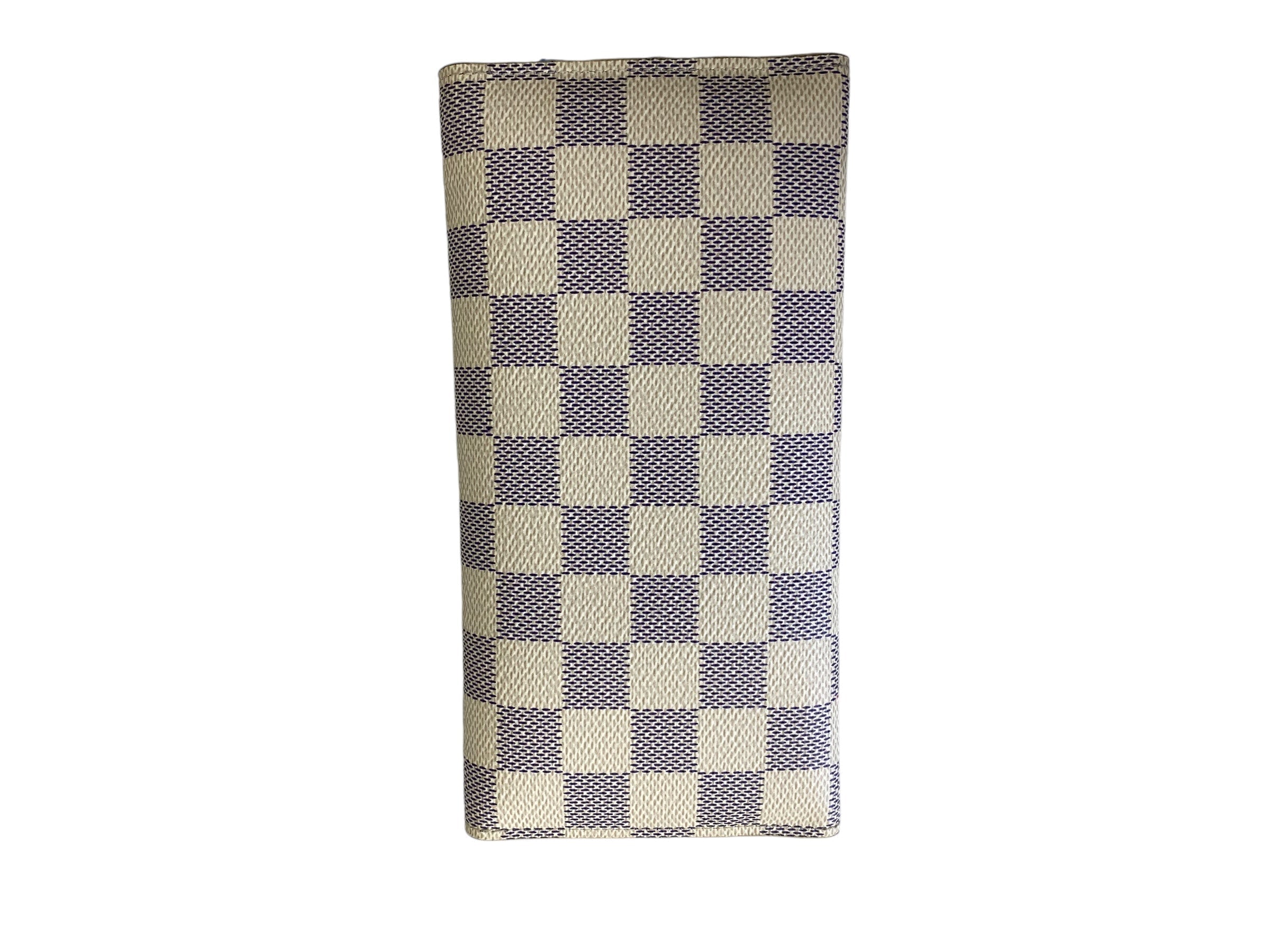 Wallet Luxury Designer By Louis Vuitton. Size: Medium