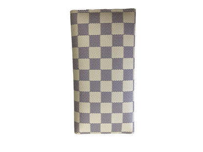 Wallet Luxury Designer By Louis Vuitton. Size: Medium