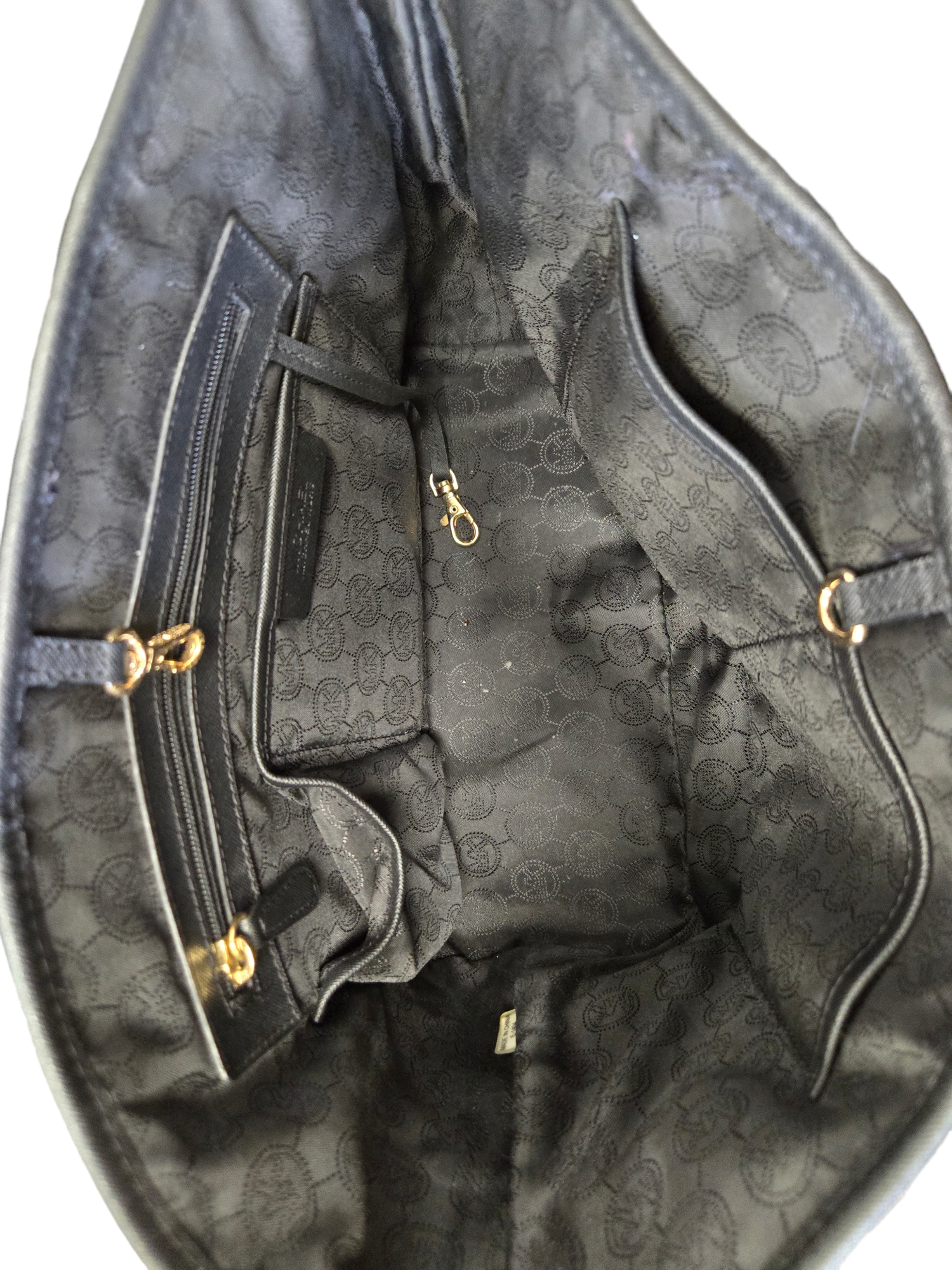 Handbag Designer Michael Kors. Size Medium