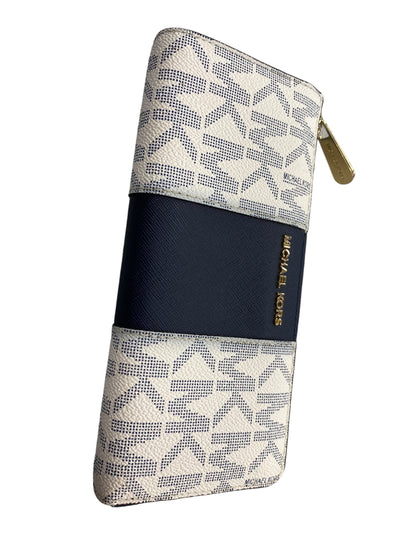 Wallet By Michael Kors. Size: Medium