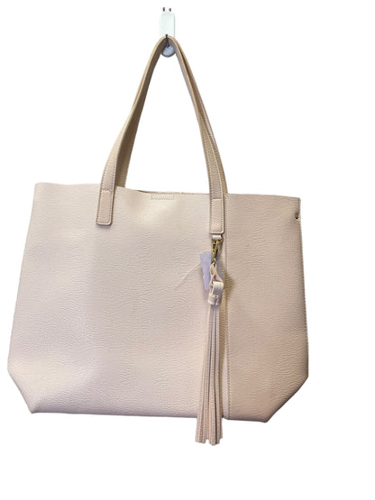 Handbag By Clothes Mentor. Size: Large