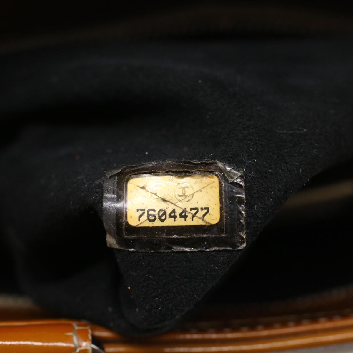 Top Quality Chanel Choco Bar Shoulder Bag Patent leather Yellow CC Auth 53382
