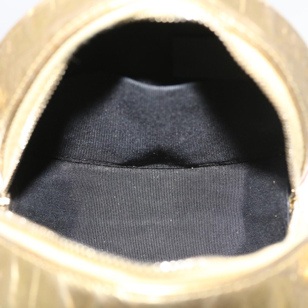 Top Quality Chanel Chain Shoulder Bag Calf leather Gold CC Auth 57040A