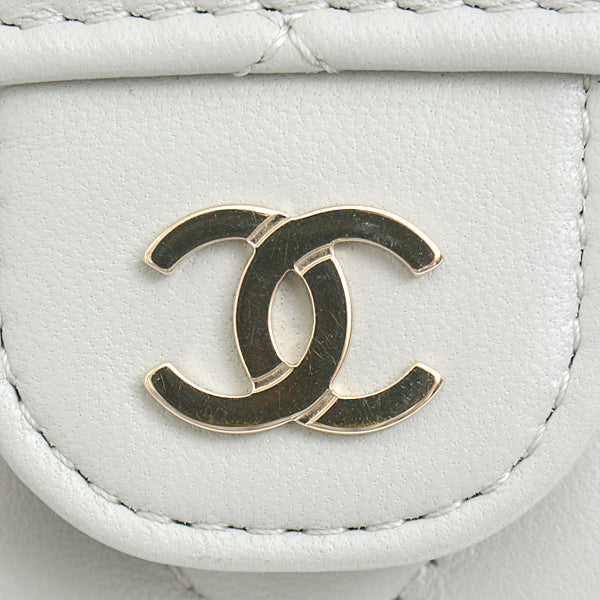 Top Quality Chanel Lambskin Matelasse Chain Wallet Bag