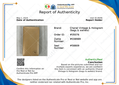 Wallet Luxury Designer By Chanel  Size: Medium