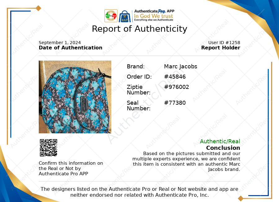 Crossbody Luxury Designer By Marc Jacobs. Size: Large