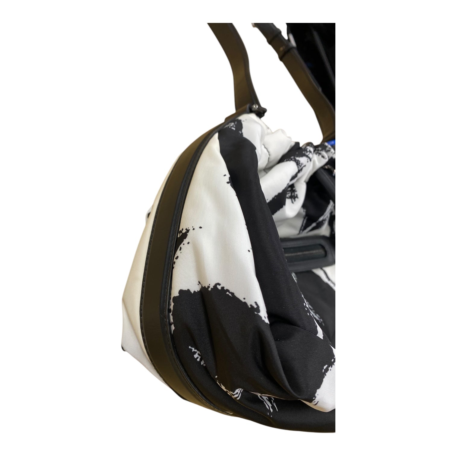 HANDBAG LUXURY DESIGNER by ALEXANDER MCQUEEN In BLACK & WHITE. Size: MEDIUM