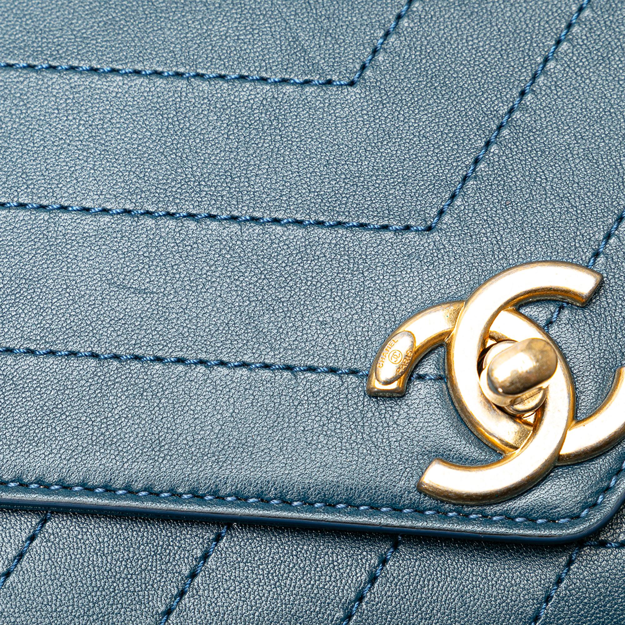 Top Quality Chanel CC Chevron Calfskin Envelope Clutch (SHG-Nah7n1)
