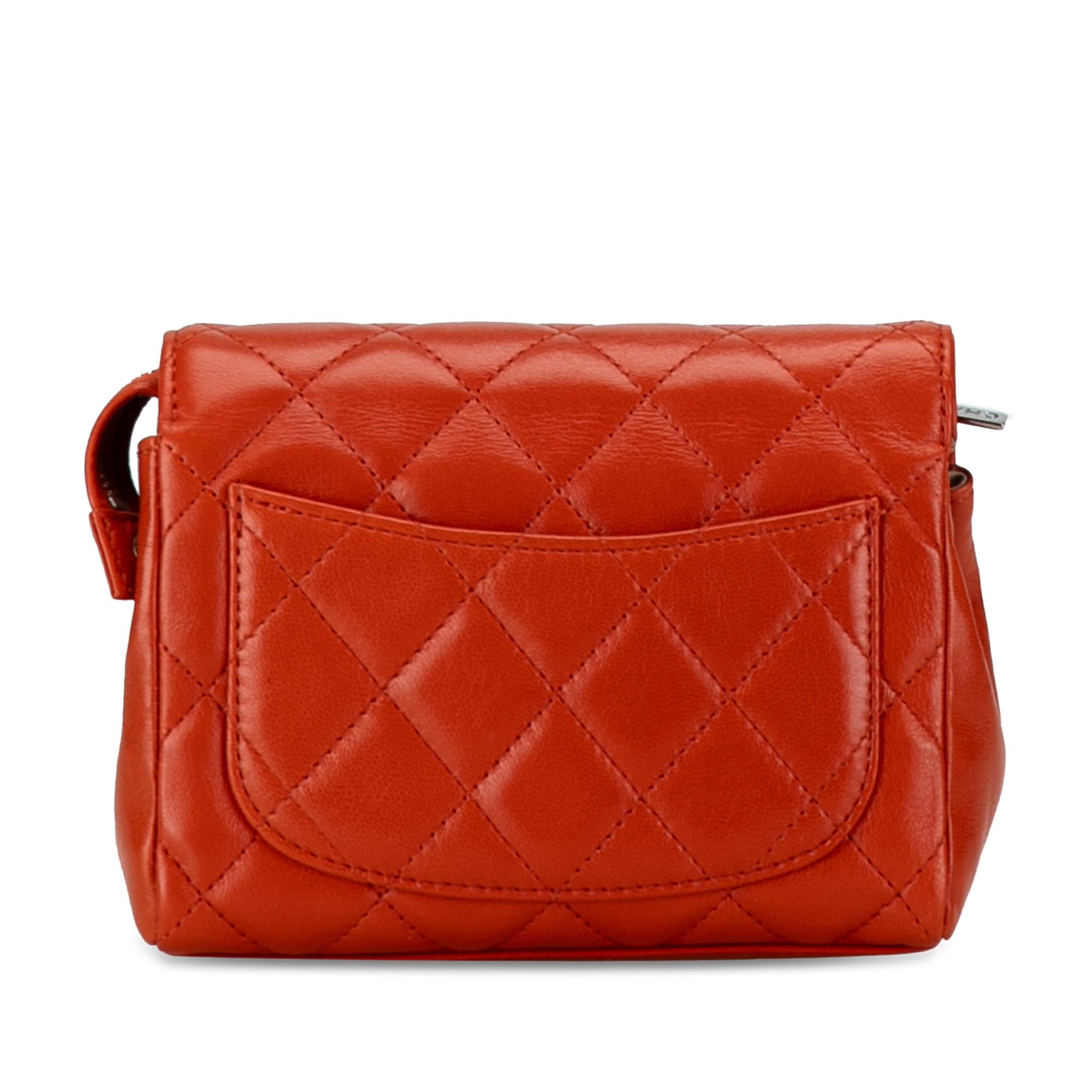 Top Quality Chanel CC Quilted Lambskin Cosmetic Case (SHG-lBlq6T)