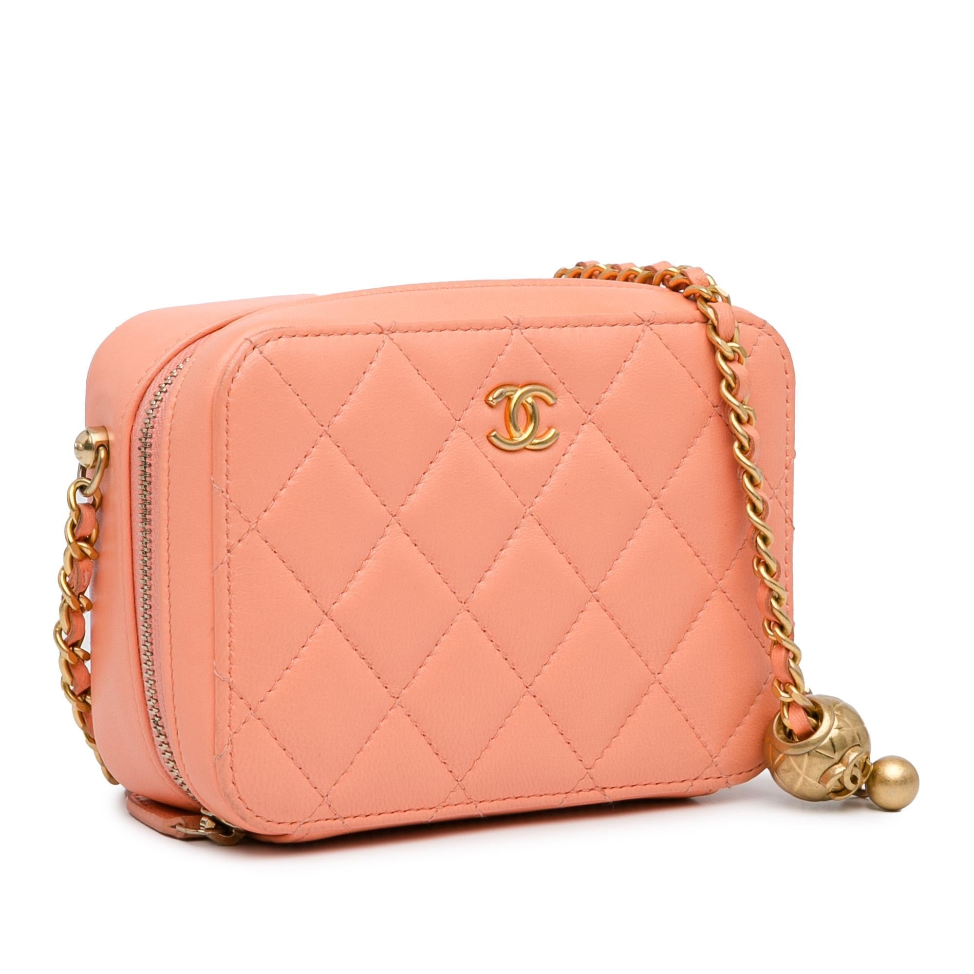 Top Quality Chanel CC Quilted Lambskin Pearl Crush Camera Bag (SHG-DwY2S3)