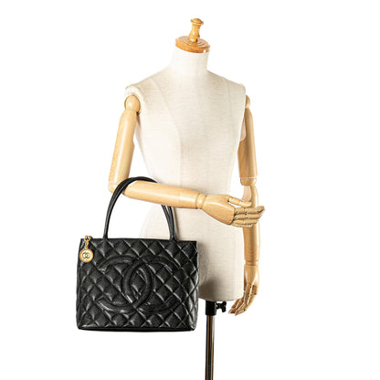 Top Quality Chanel Caviar Medallion Tote (SHG-y2ND77)