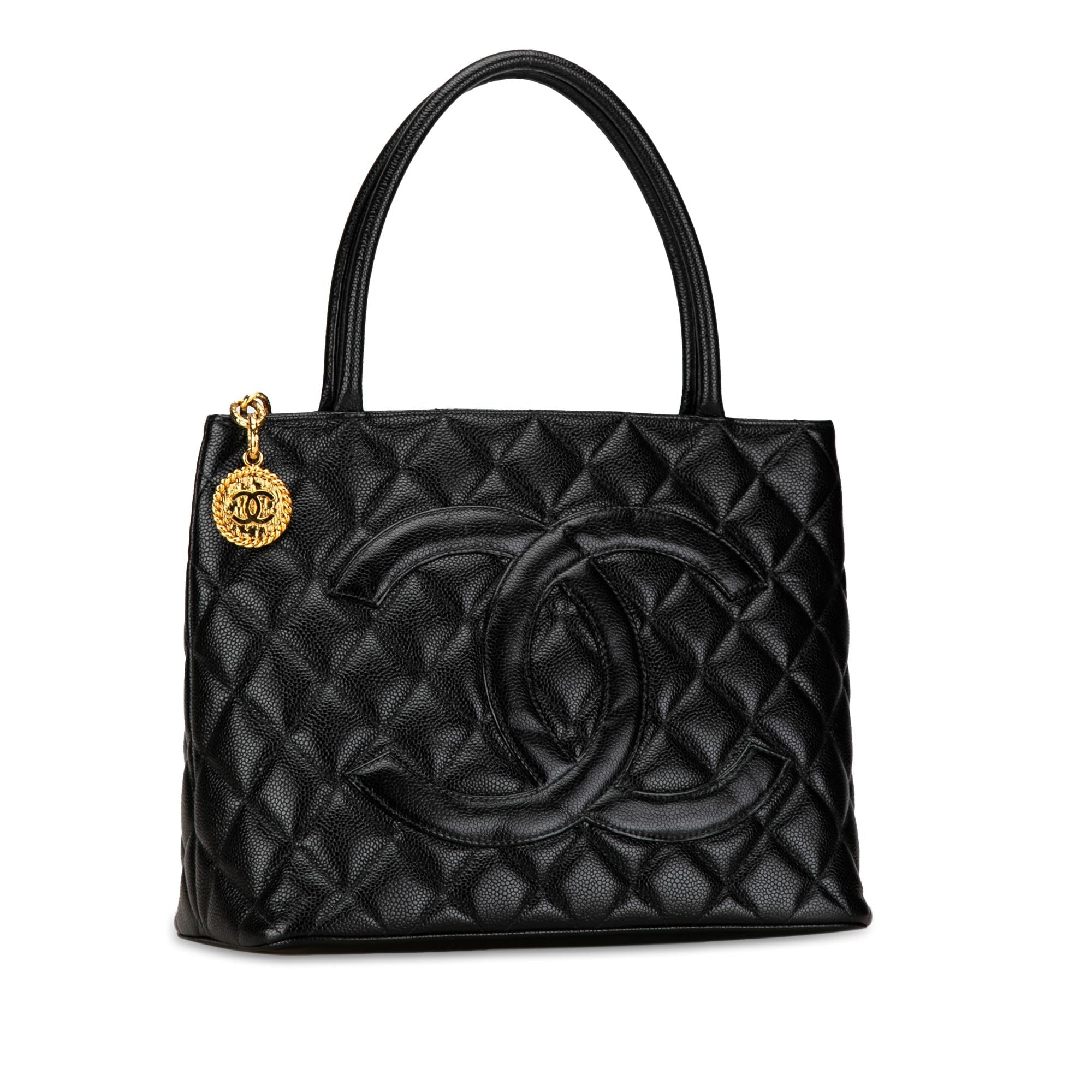 Top Quality Chanel Caviar Medallion Tote (SHG-y2ND77)