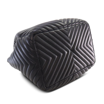 Top Quality Chanel Chevron Calfskin Urban Spirit Bucket Bag (SHG-1h2tvq)