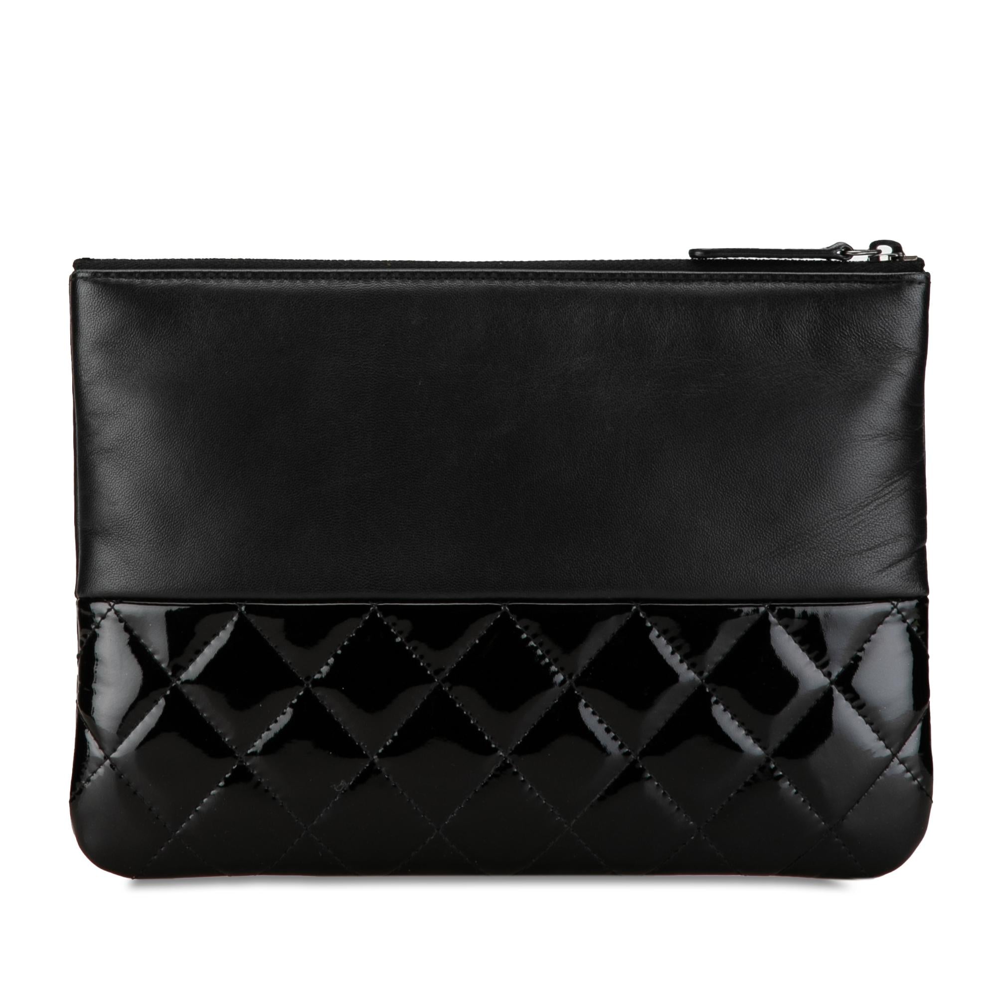 Top Quality Chanel Lambskin and Quilted Patent O Case Clutch (SHG-nuBGKM)