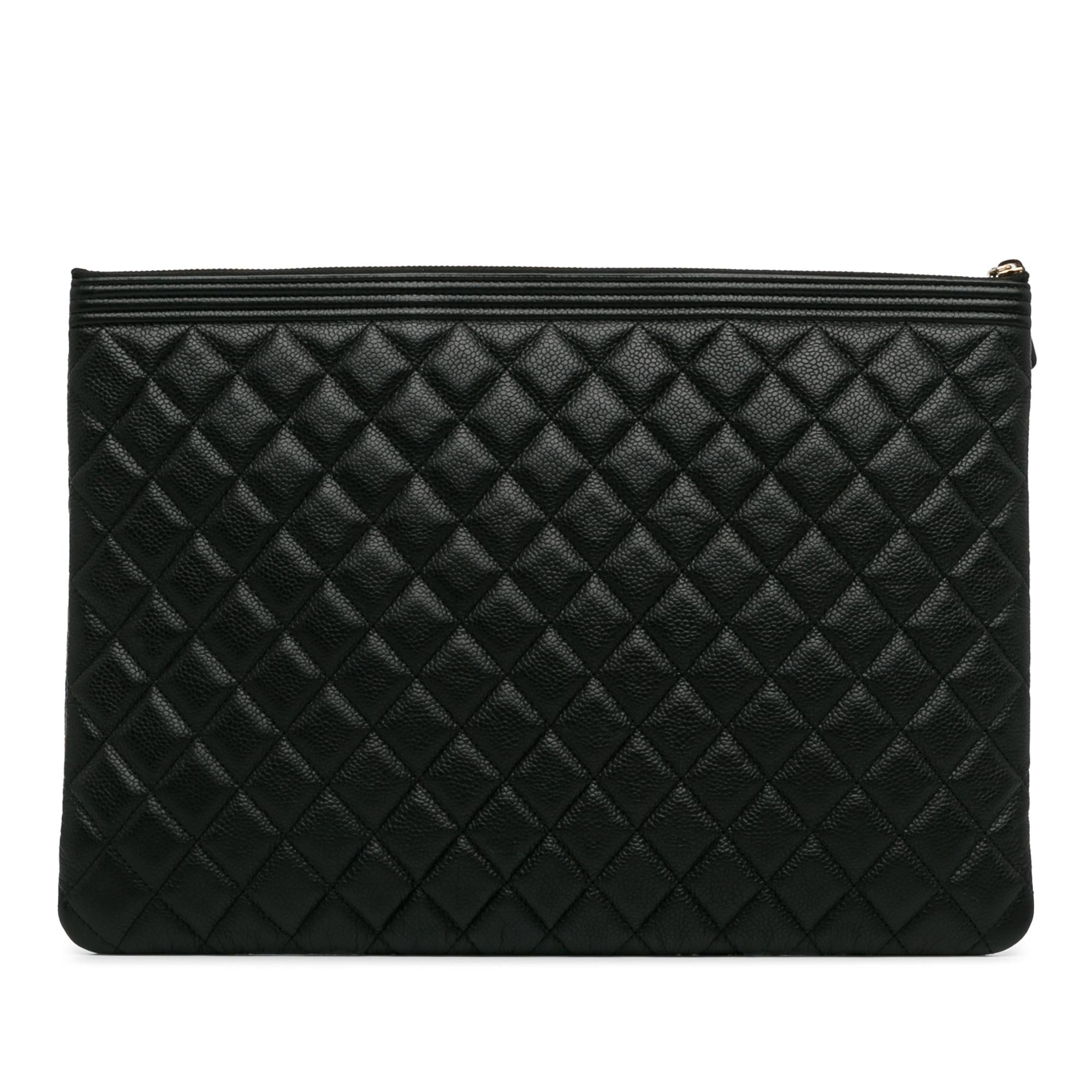 Top Quality Chanel Large Quilted Caviar Boy O Case Clutch (SHG-AMsEwy)