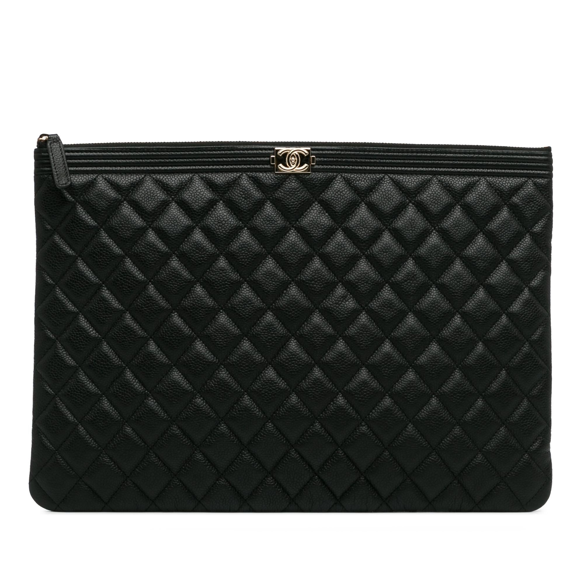 Top Quality Chanel Large Quilted Caviar Boy O Case Clutch (SHG-AMsEwy)