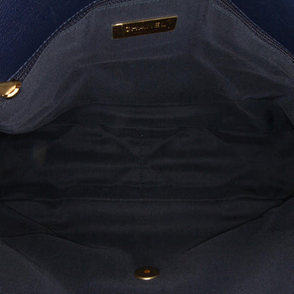 Top Quality Chanel Maxi Lambskin 19 Flap (SHG-GKlJ3G)
