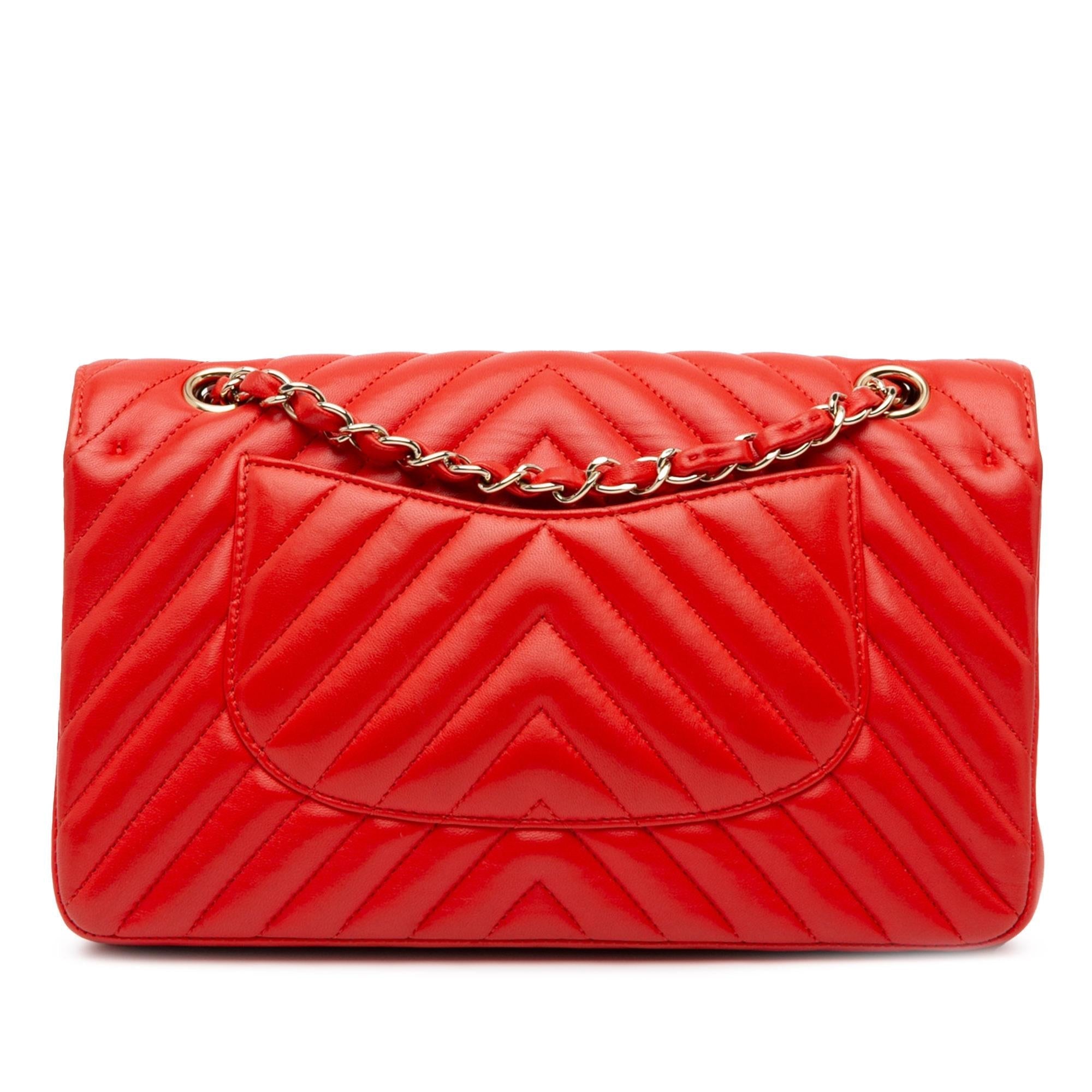 Top Quality Chanel Medium Classic Chevron Lambskin Double Flap (SHG-PfQlYr)