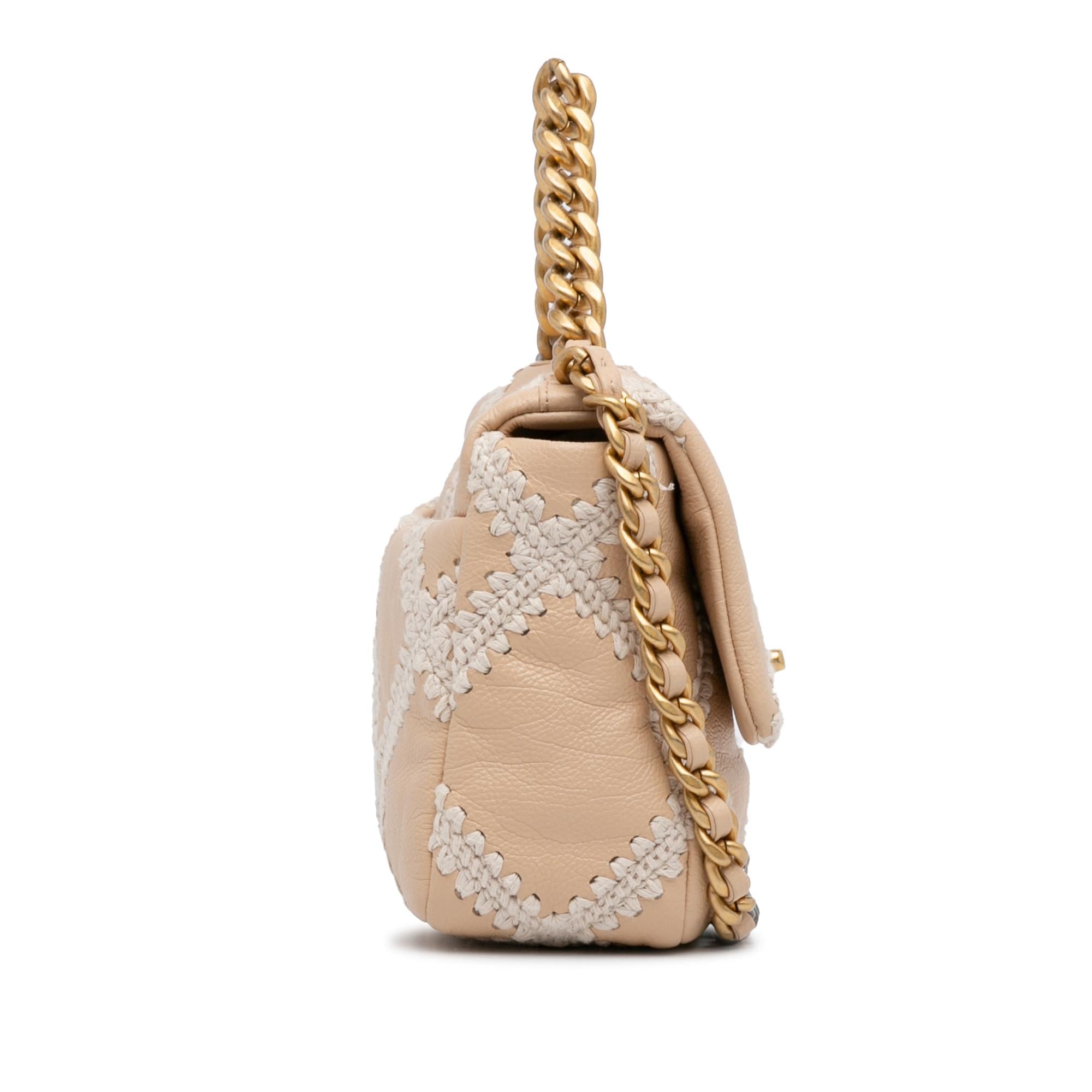 Top Quality Chanel Medium Crochet and Calfskin 19 Flap Bag (SHG-5tvBOl)