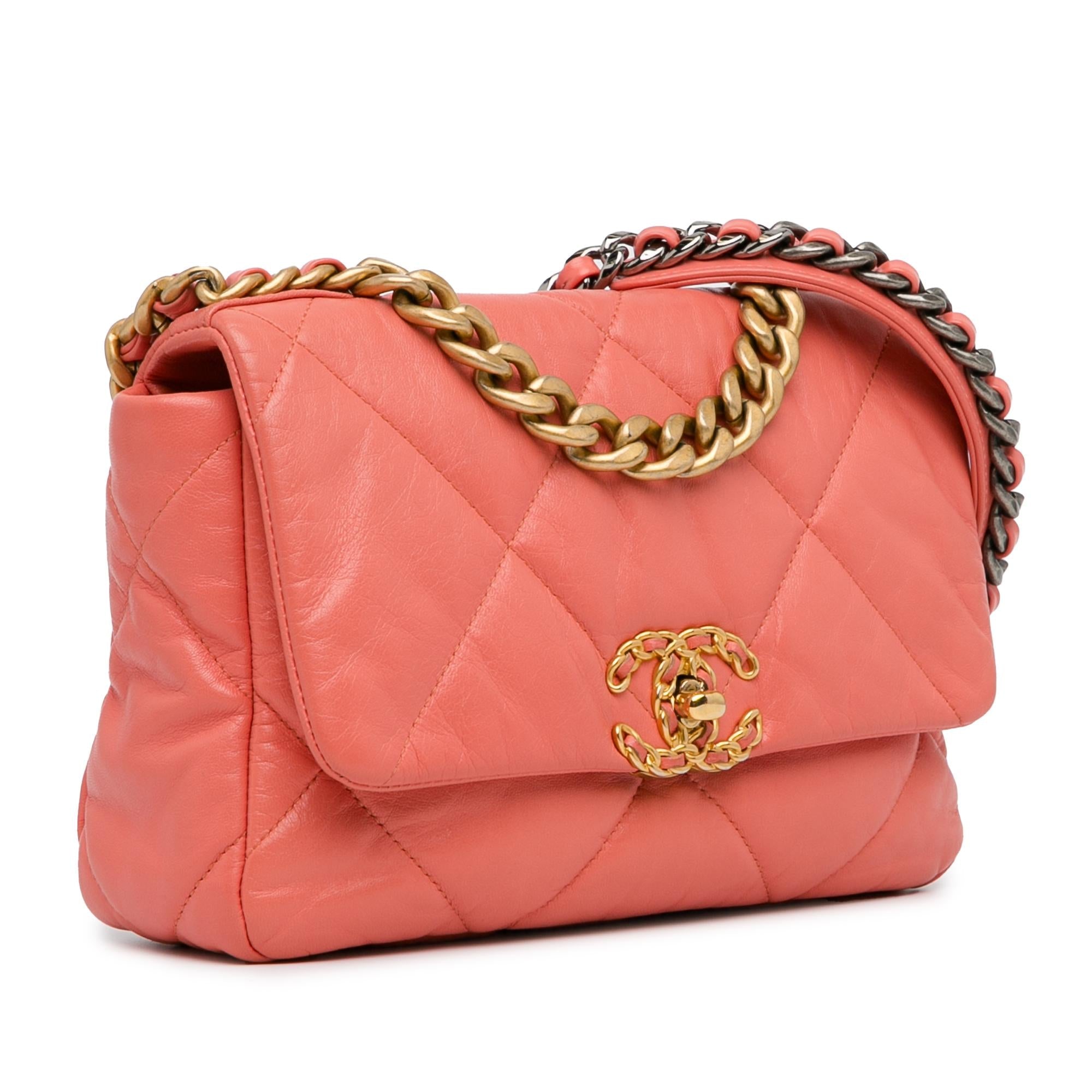 Top Quality Chanel Medium Lambskin 19 Flap (SHG-WzCxqm)